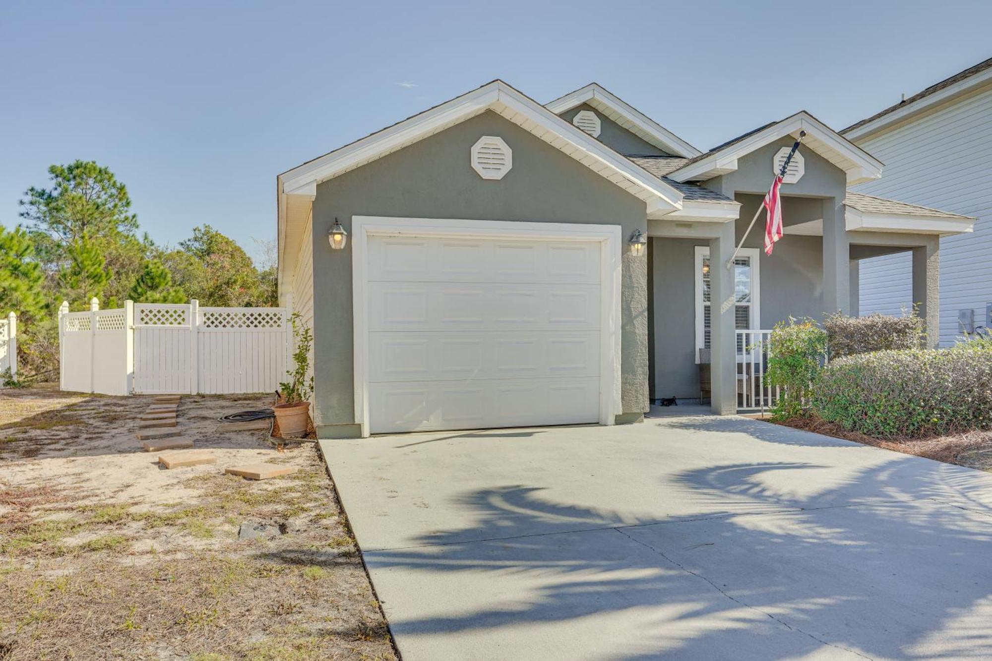 Holiday home Panama Home, 1 Mi To Beachandfishing Pier
