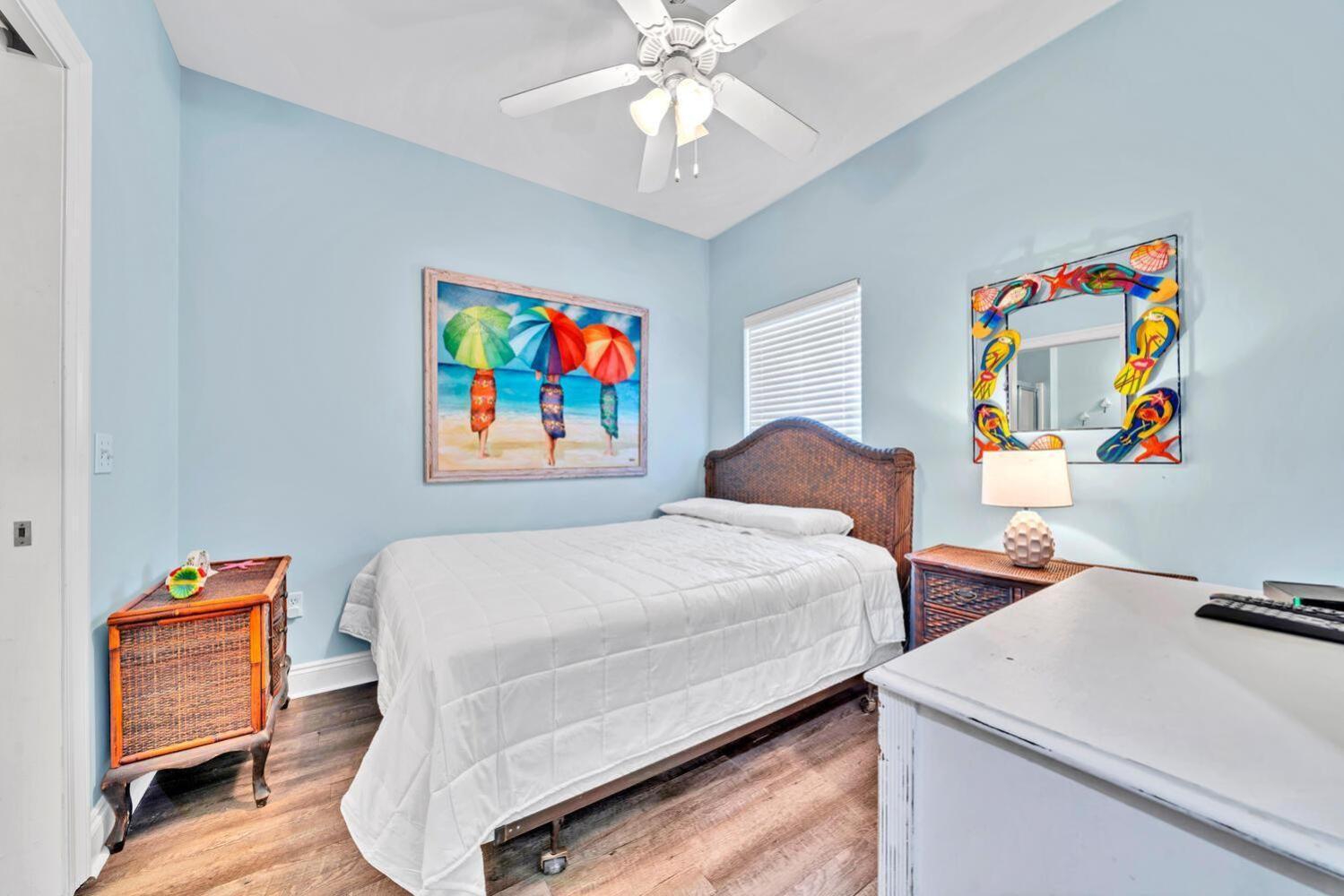 Summer Towne #8 - Sea-questered Holiday home *