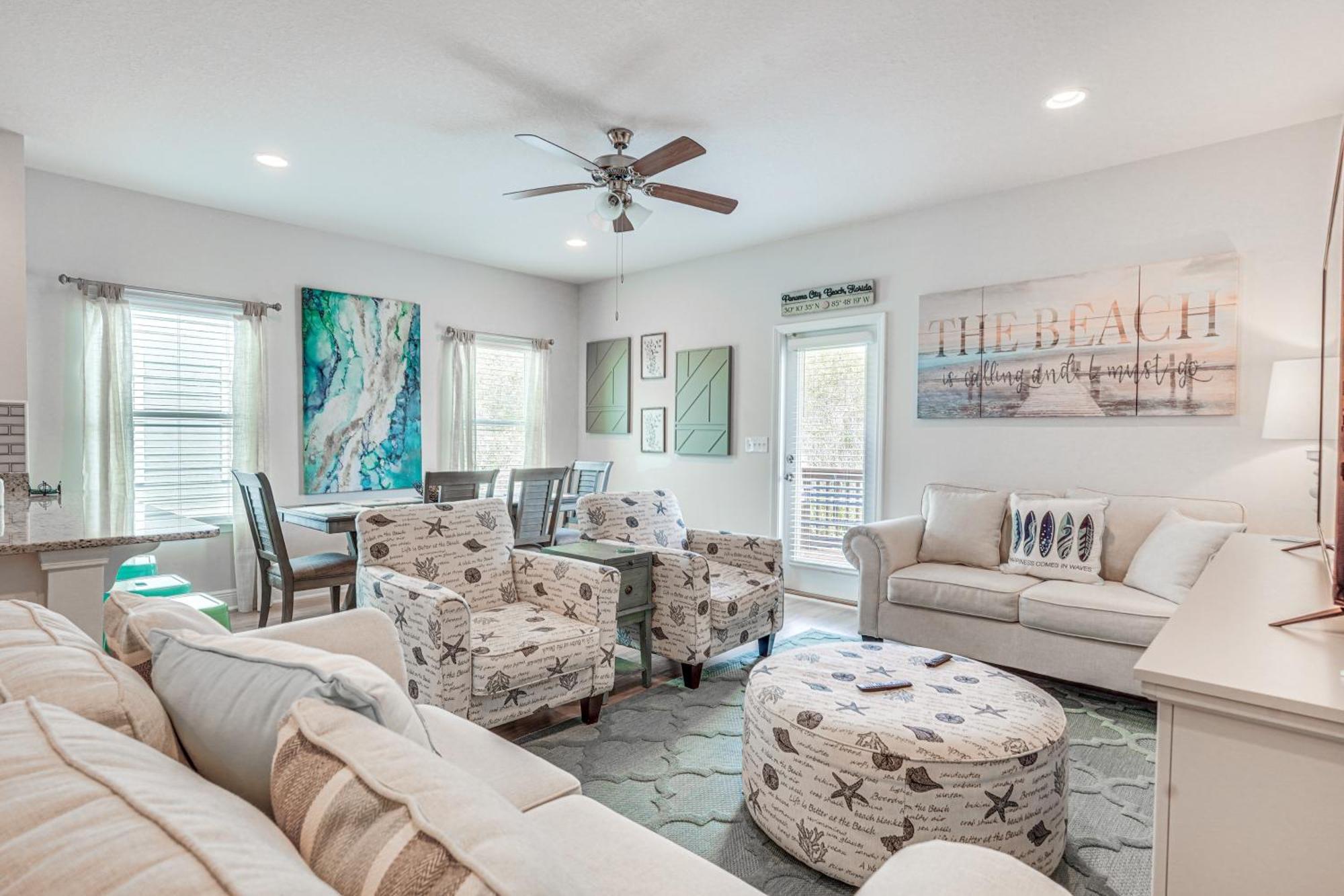 Holiday home Pcb Townhome With Deck And Pool Access 3 Mi To Beach!