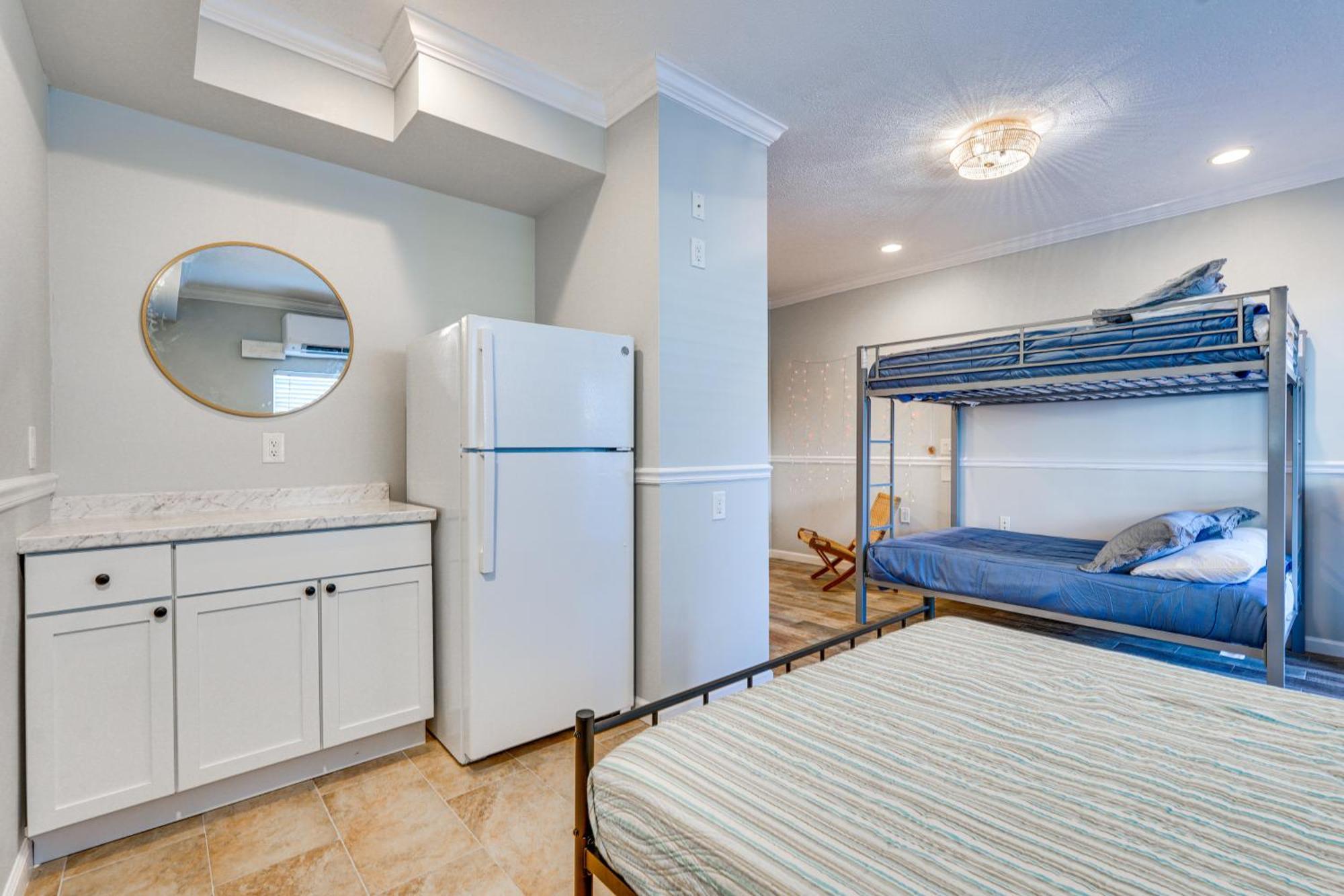 Panama Townhome With Deck, Ocean Views * Panama City Beach