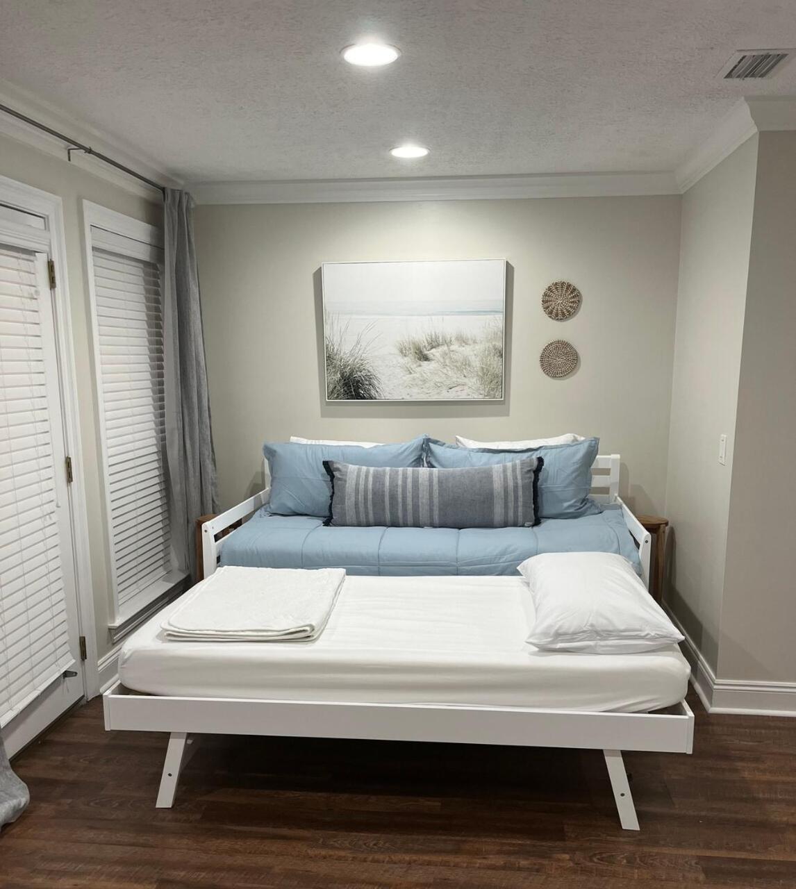 Sand Dollar Holler-pool-close To Beach And Shops! Panama City Beach