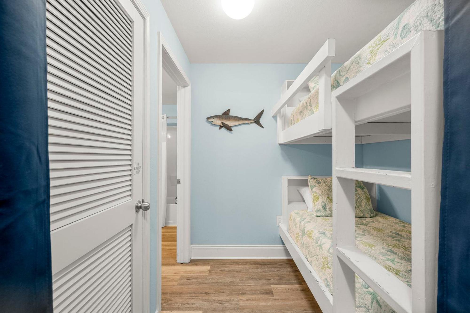 Laketown Wharf #1517 By Nautical