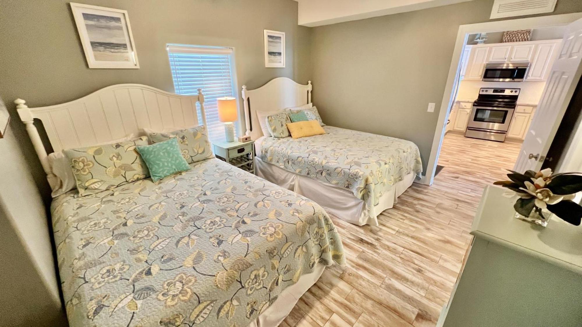 Tropic Winds 904 Holiday home
