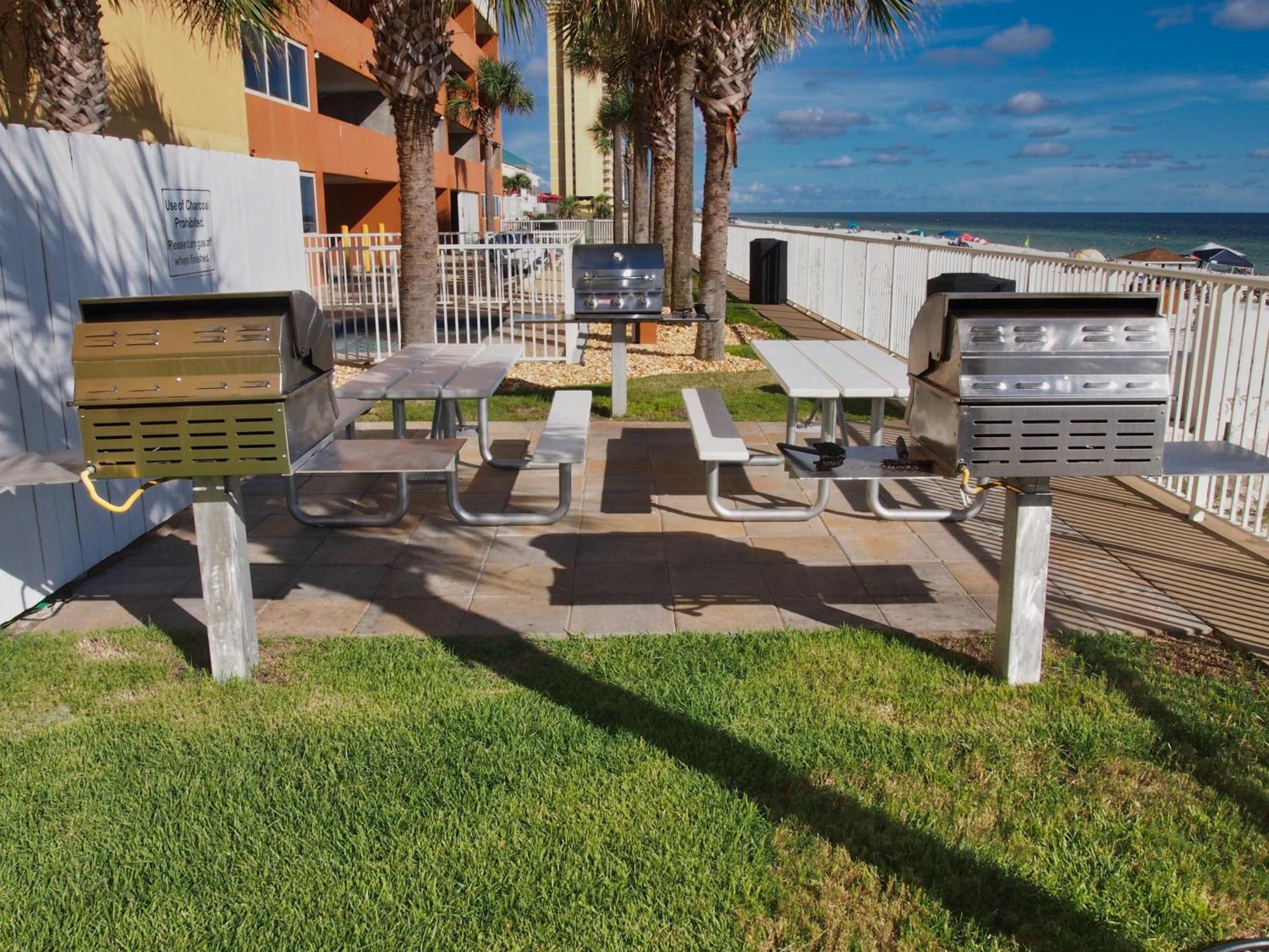 Tropic Winds 1604 Holiday home