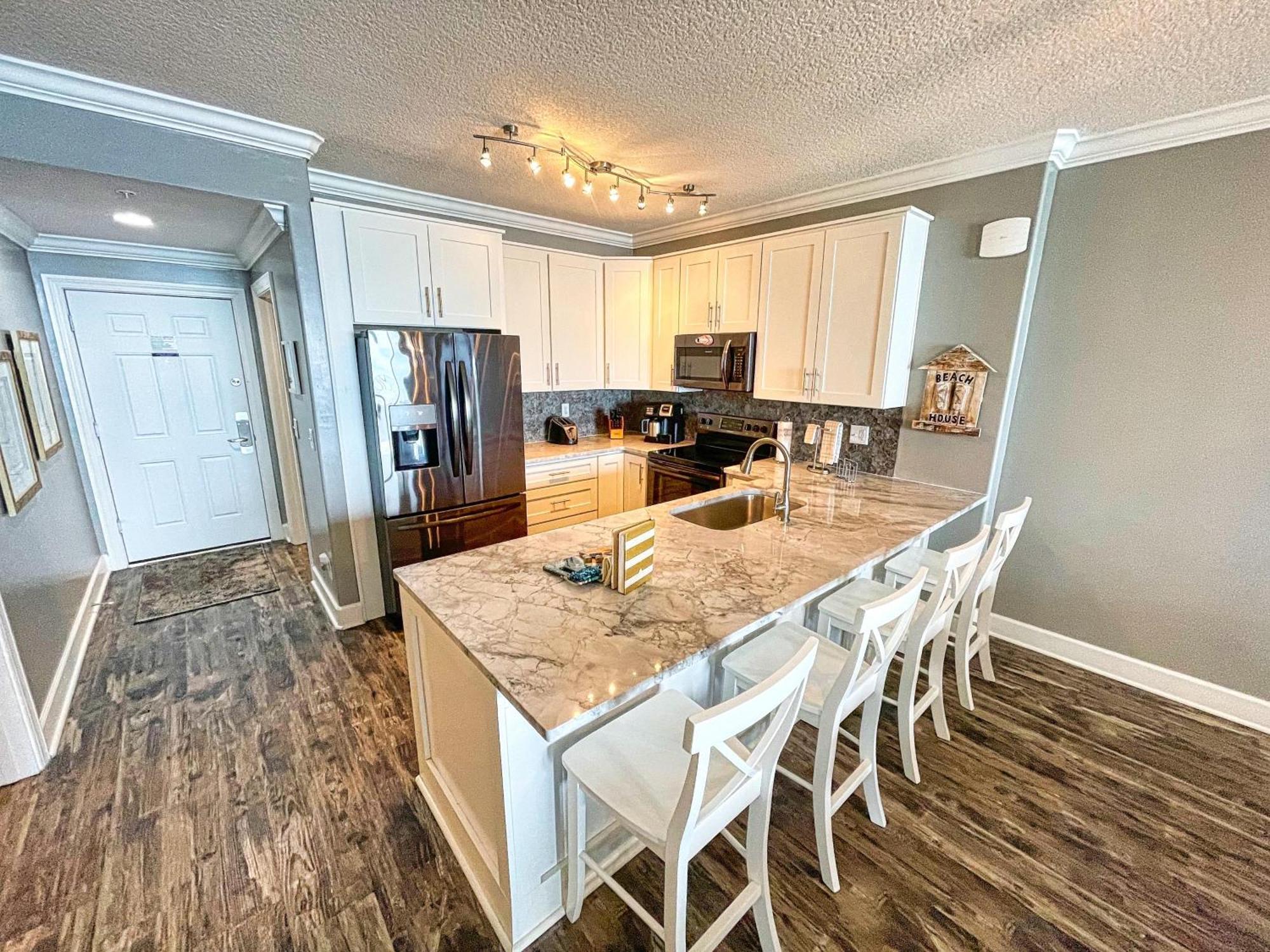 Tropic Winds 1604 Holiday home *