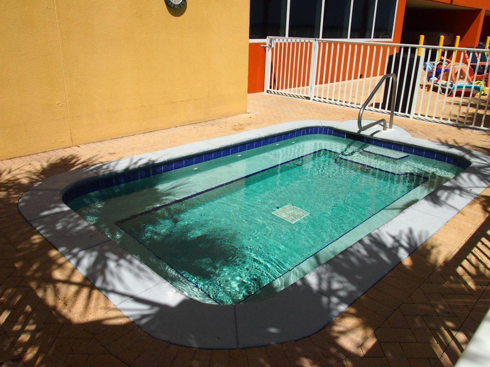 Tropic Winds 1705 Holiday home *