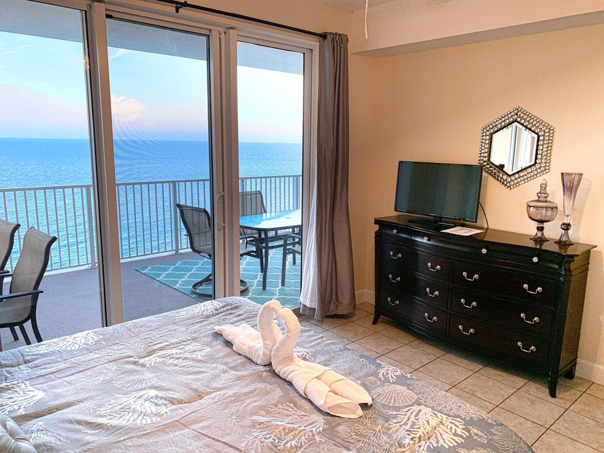 Holiday home Tropic Winds 2105