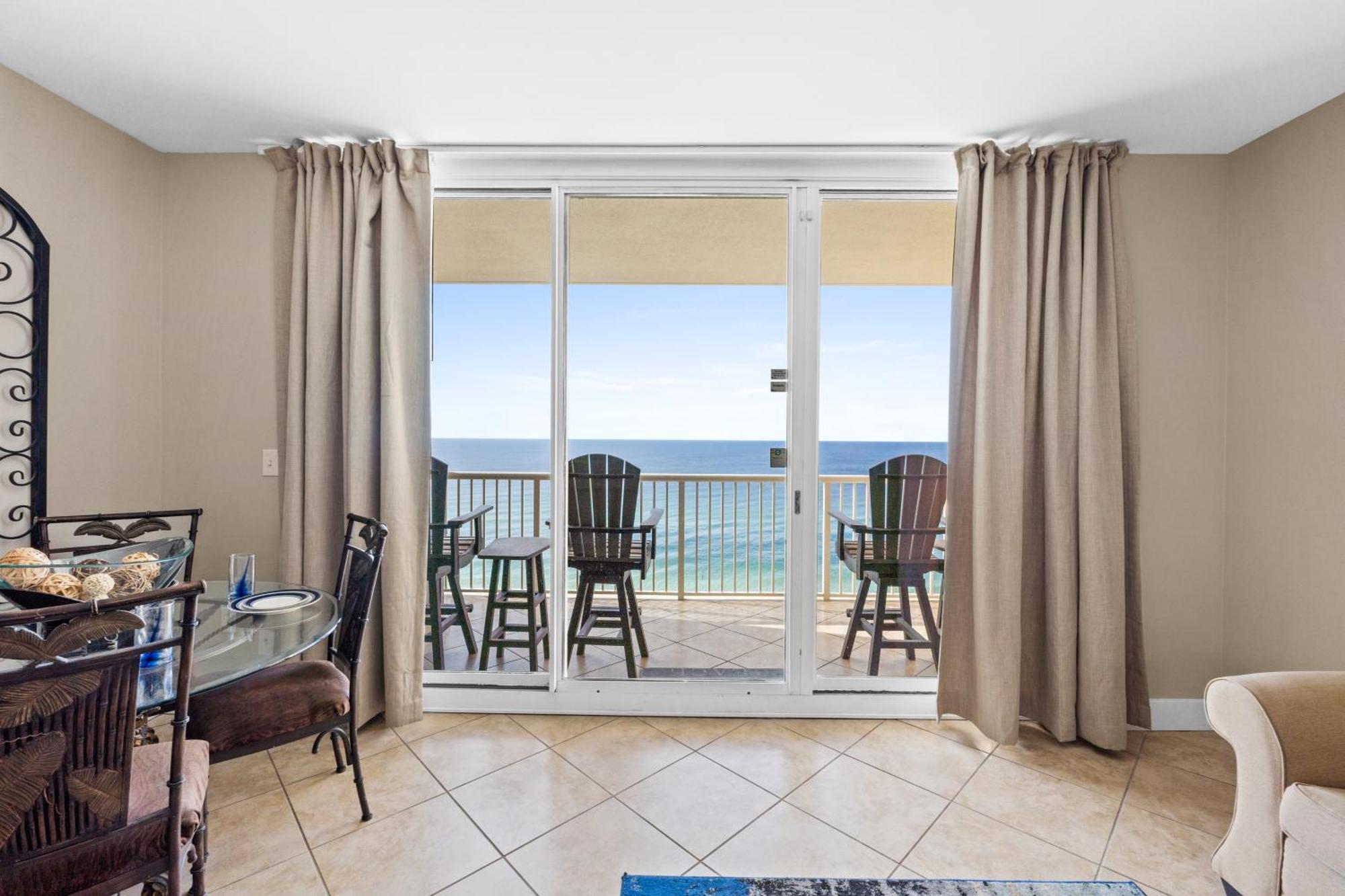 Majestic #1307-1 By Book That Holiday home *