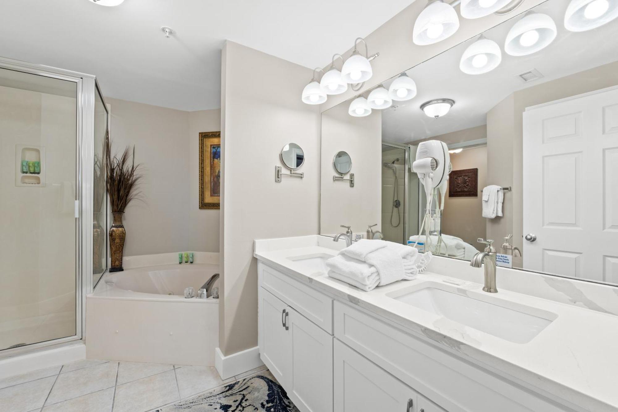 Majestic #1307-1 By Book That Panama City Beach