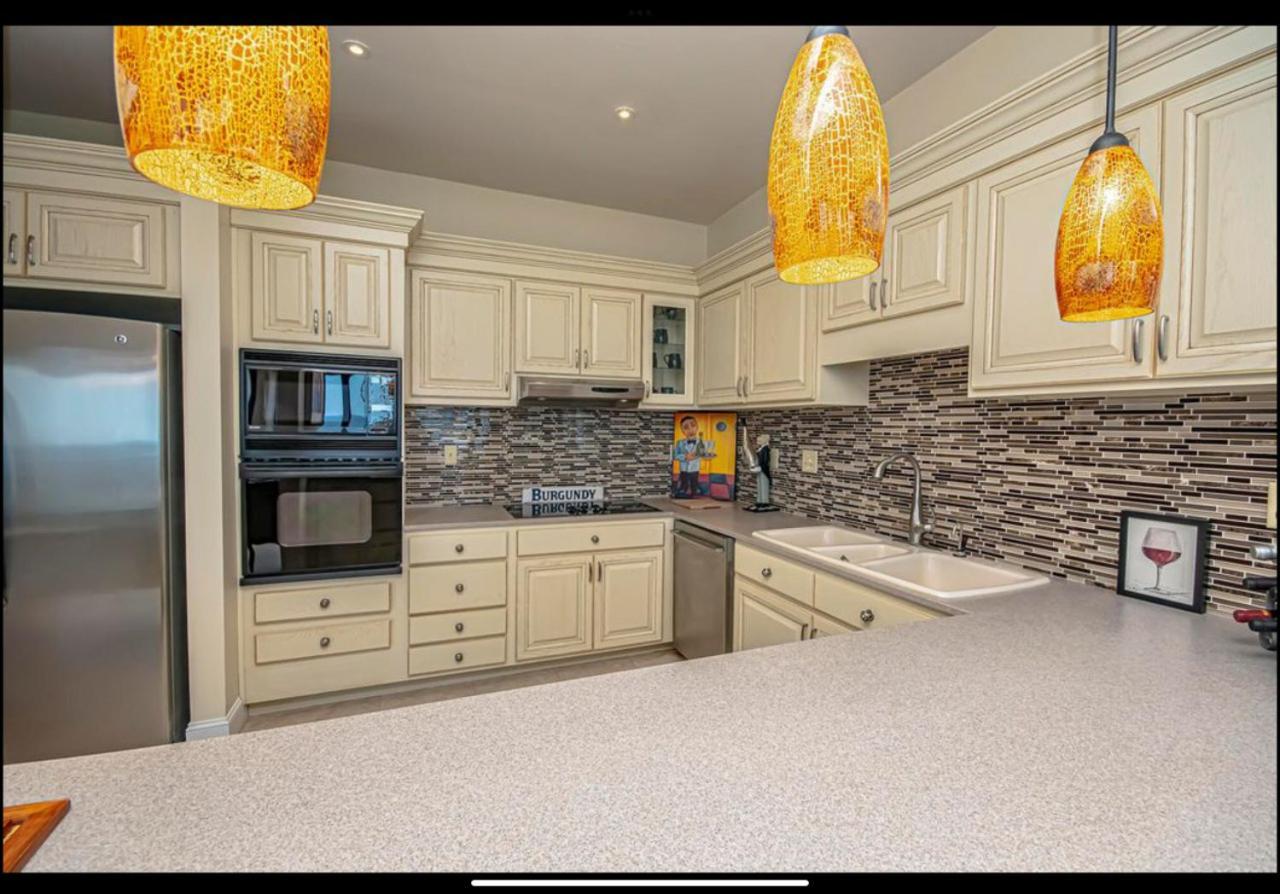 Dancing Dolphins, Watercrest 1803,1804 Holiday home