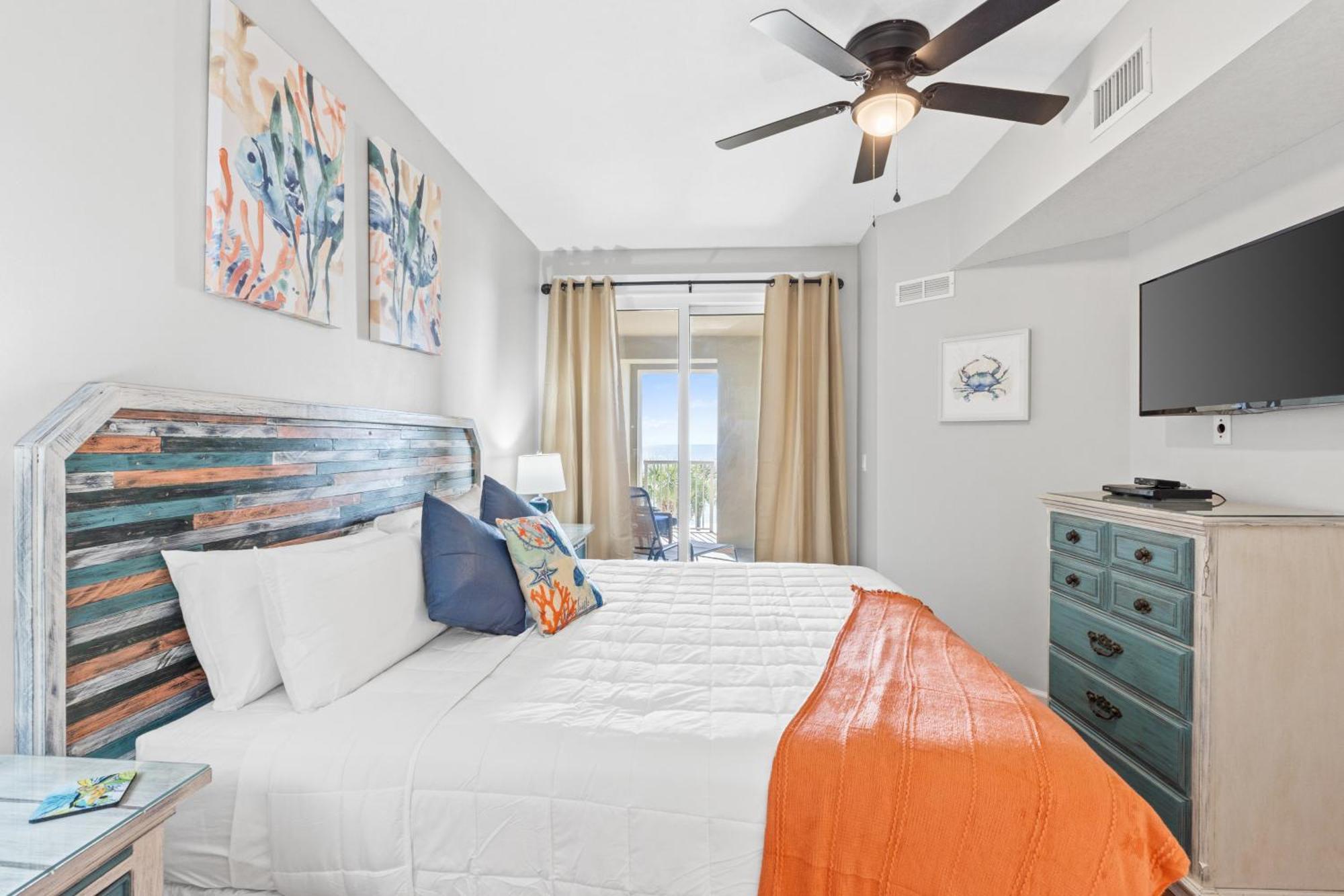 Grand Panama #406-1 By Book That Holiday home *