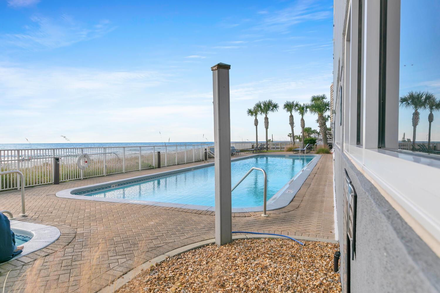Ocean Reef 704