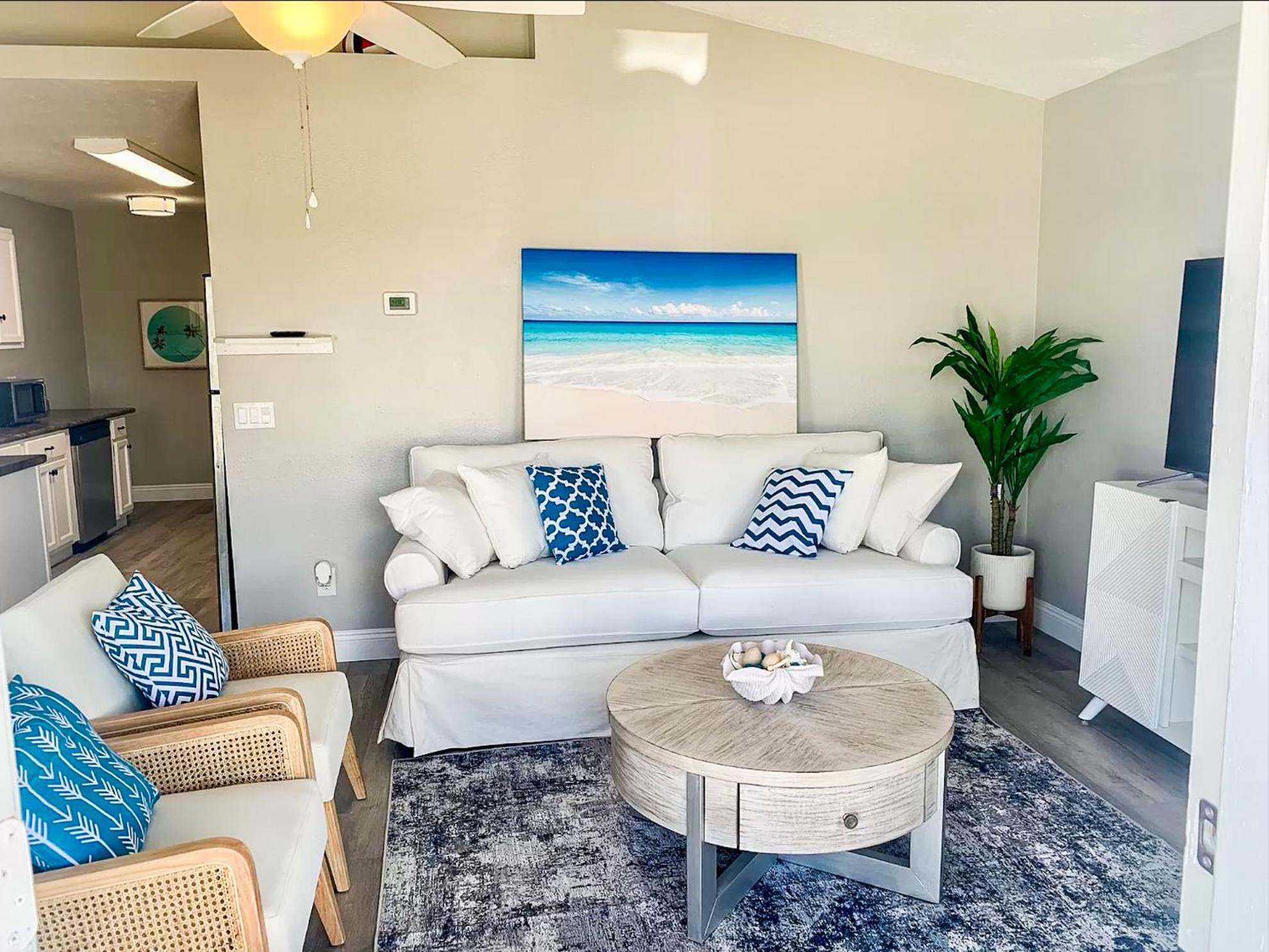 Tropical Gem/5 Min Walk Holiday home *
