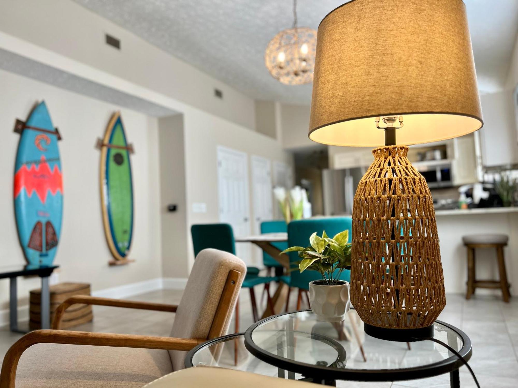 Holiday home Bliss Awaits! - Beach, Pools, Tiki-deck, Arcade, Putting Green, Family Fun!