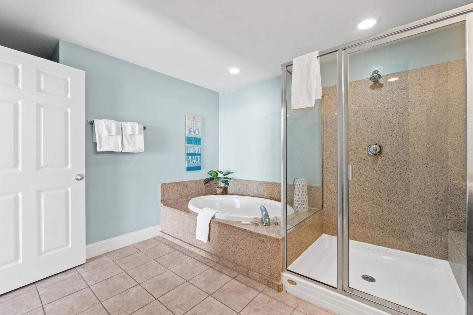 Holiday home Laketown Wharf #1321 By Book That