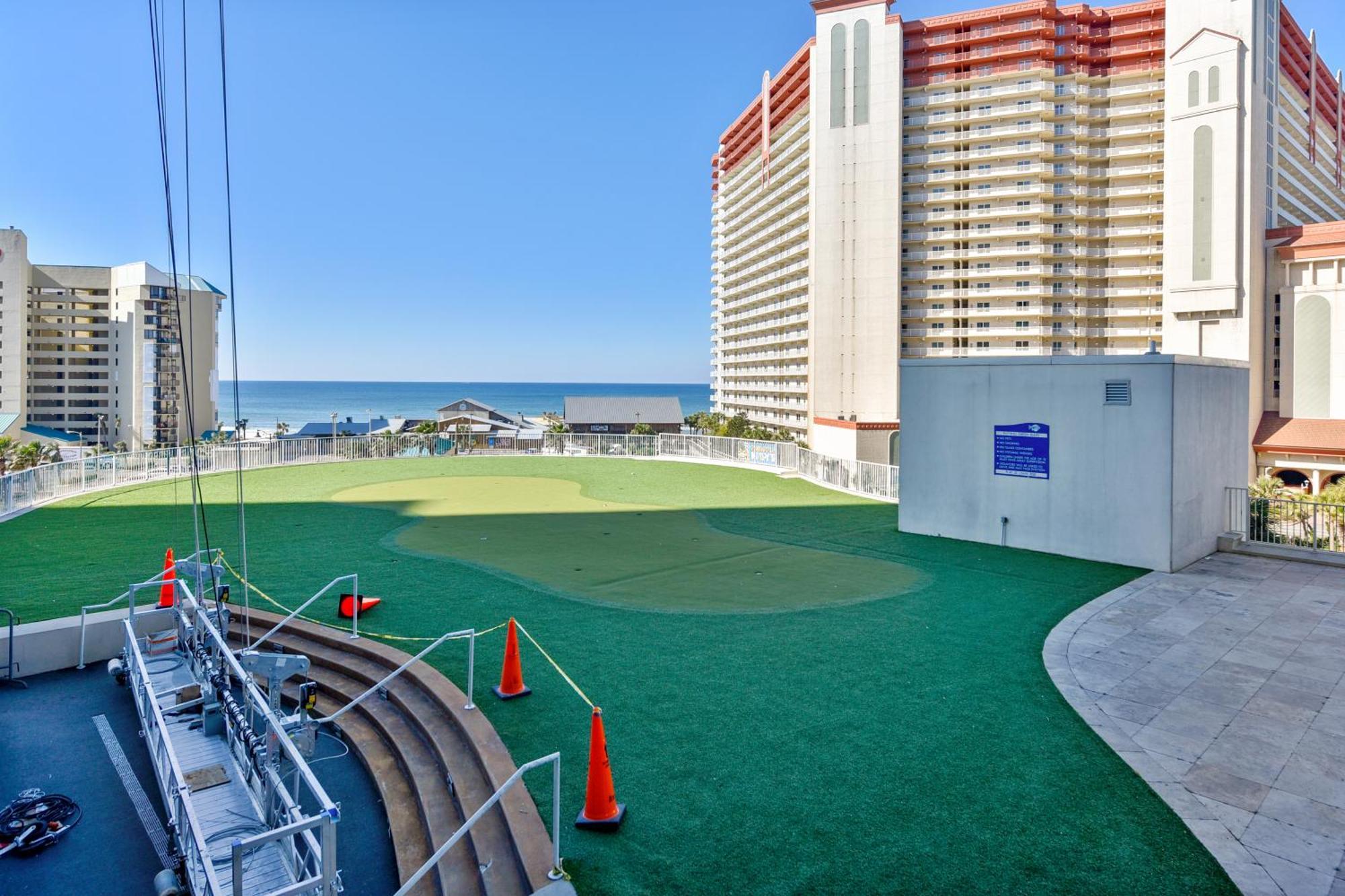 Laketown Wharf #1321 By Book That Holiday home