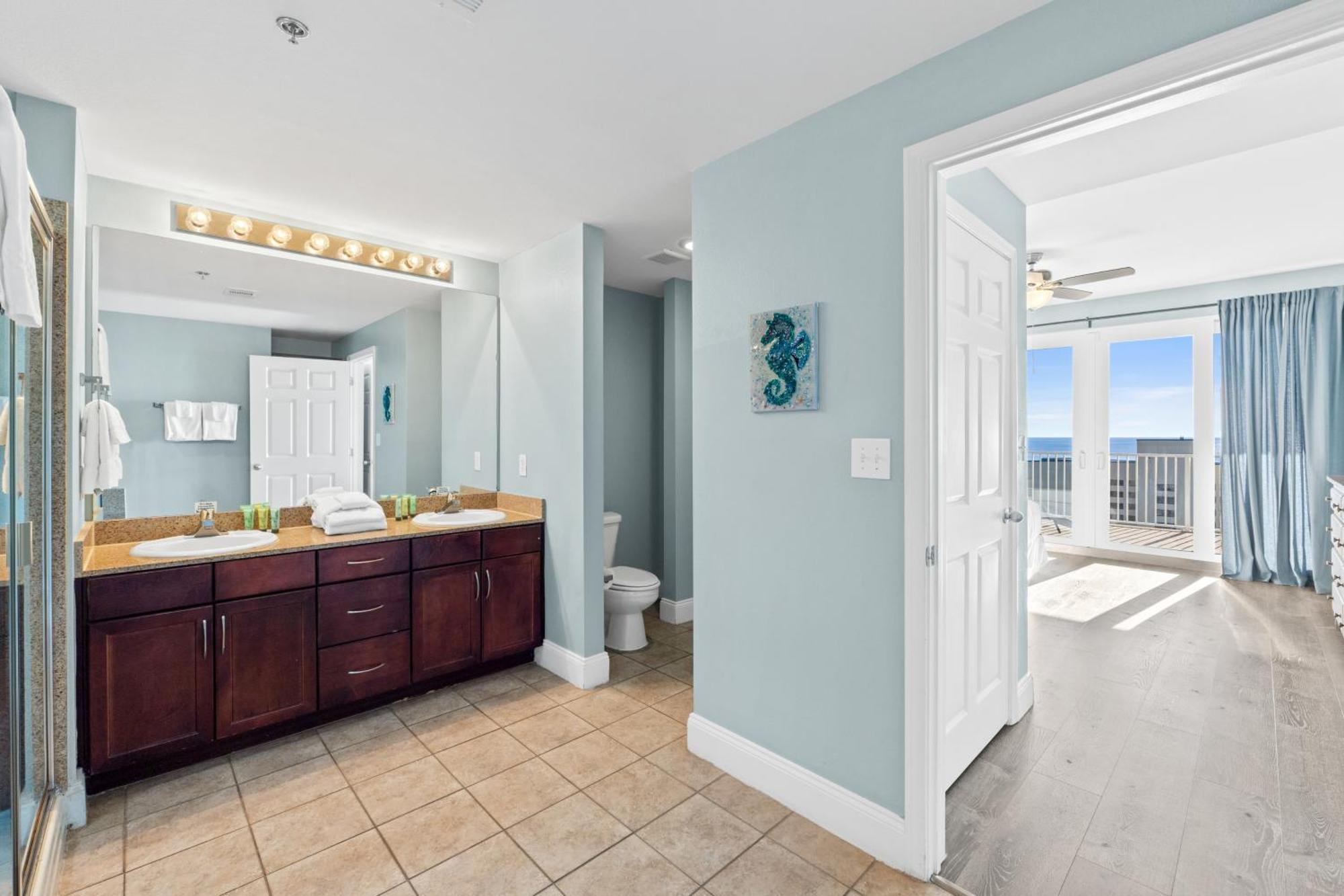 Laketown Wharf #1321 By Book That *