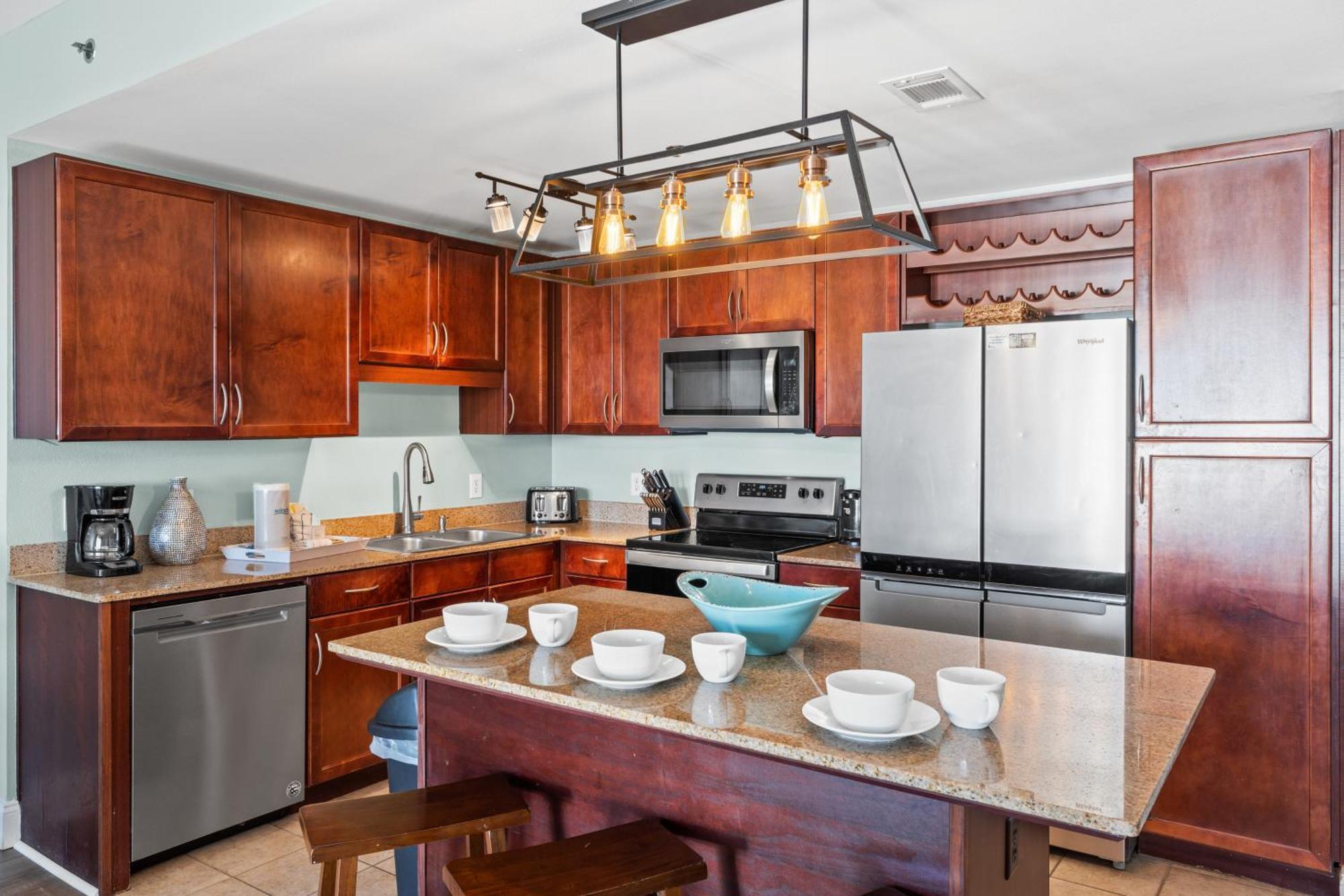 Holiday home Laketown Wharf #1321 By Book That Panama City Beach