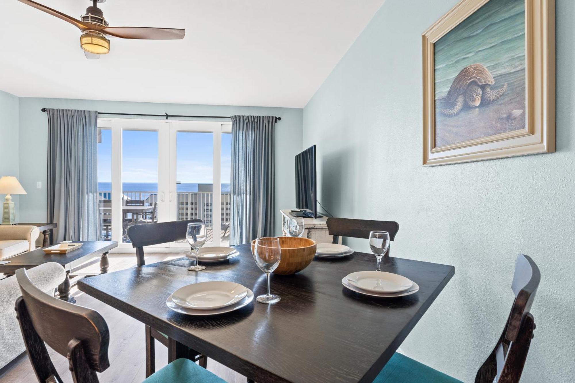 Laketown Wharf #1321 By Book That Holiday home Panama City Beach