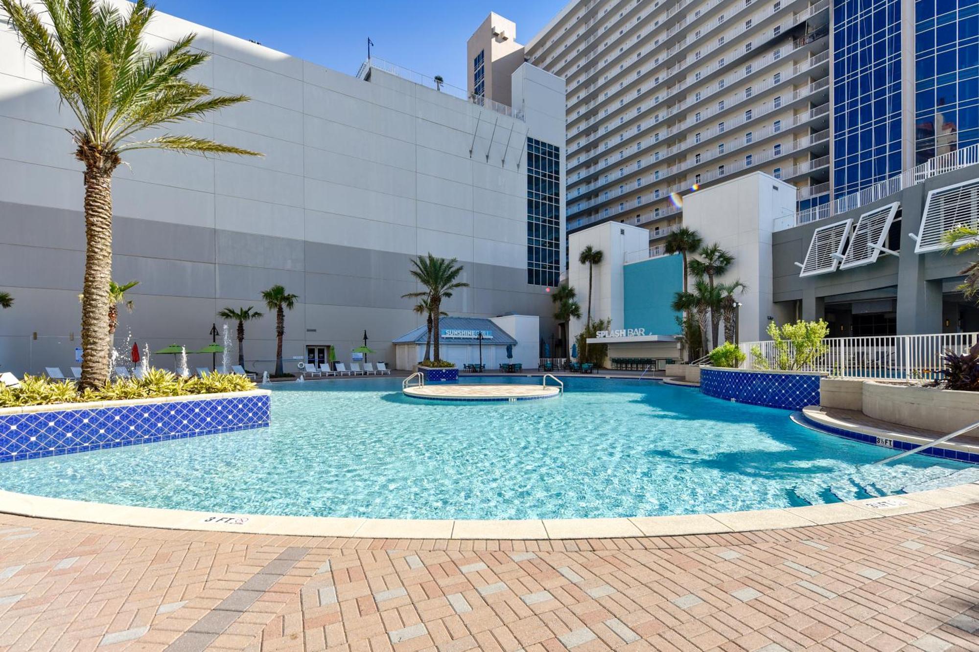 Laketown Wharf #1321 By Book That