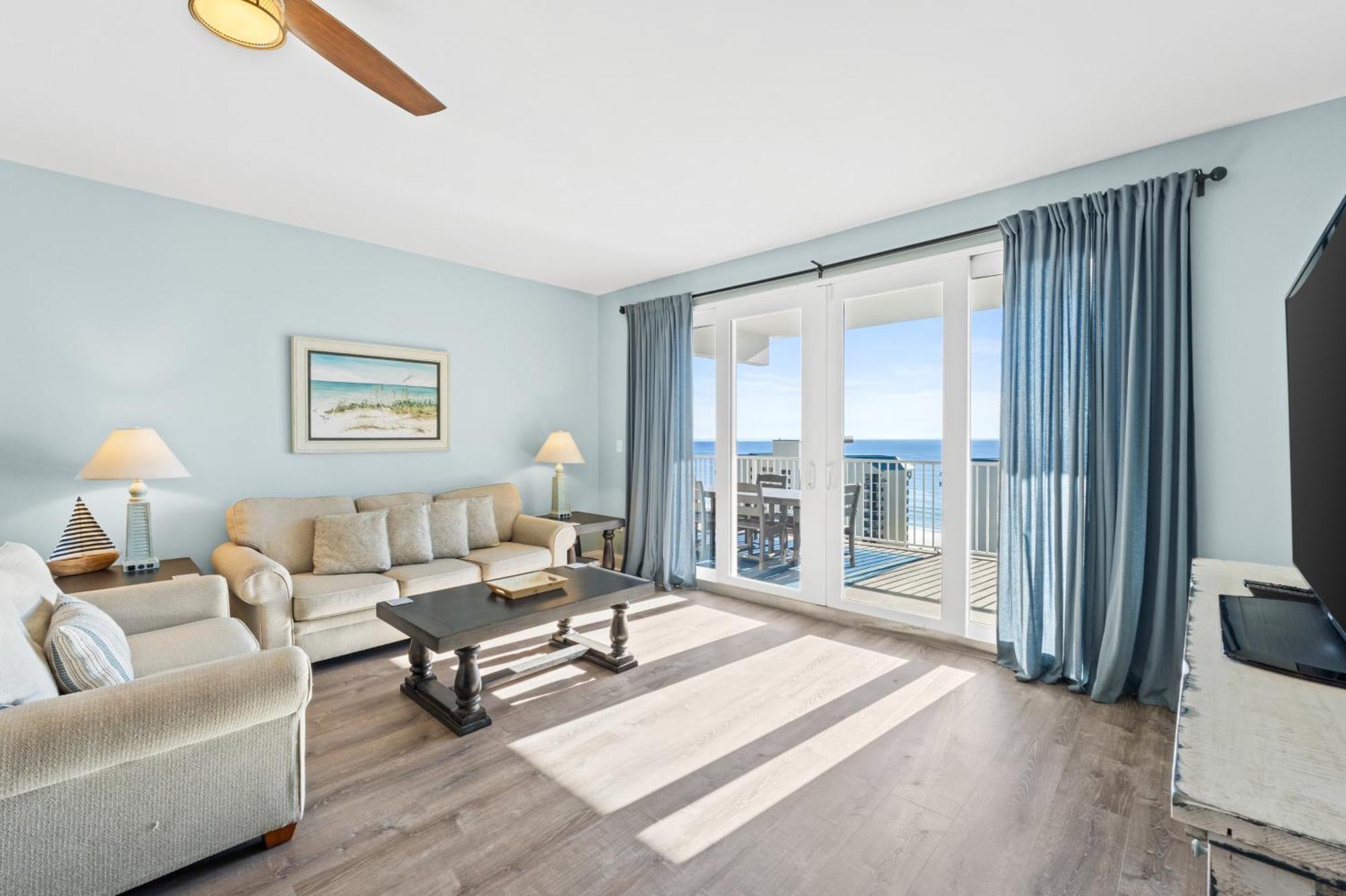 Laketown Wharf #1321 By Book That Holiday home *