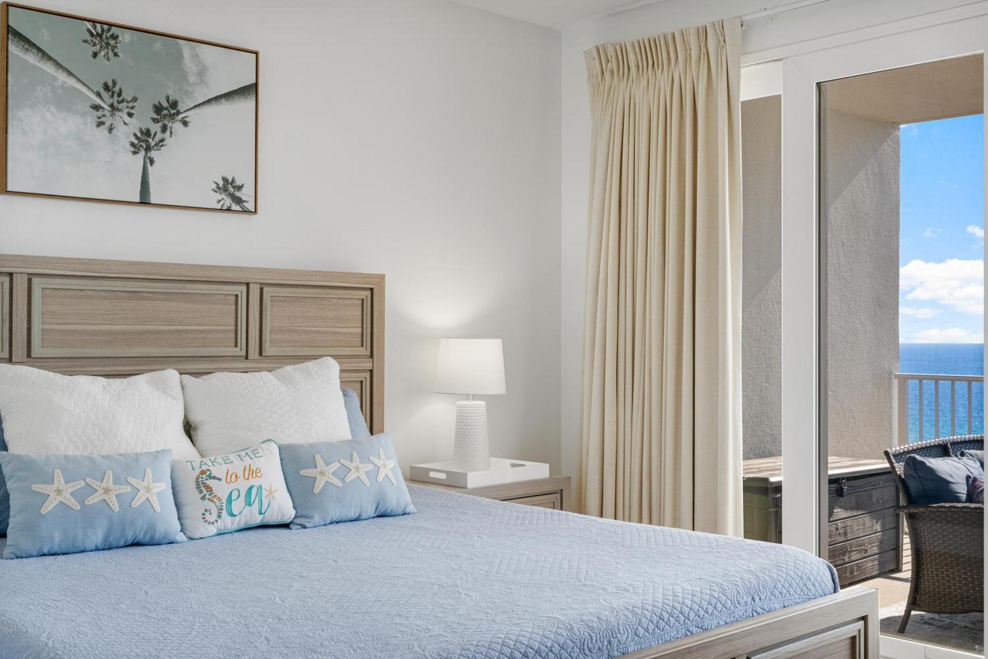 Apartment Luxurious 4 Bedroom Condo! Gulf Views! Sleeps 10 & Easy Access! By Dolce Getaways Pcb *