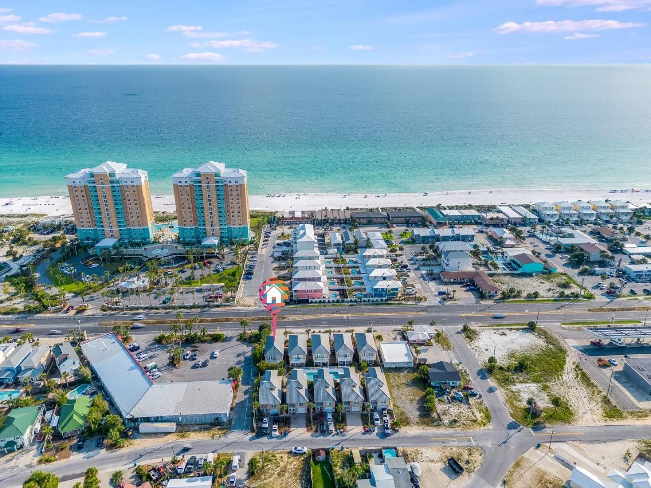 Sand Dollar Holler-pool-close To Beach And Shops! Villa