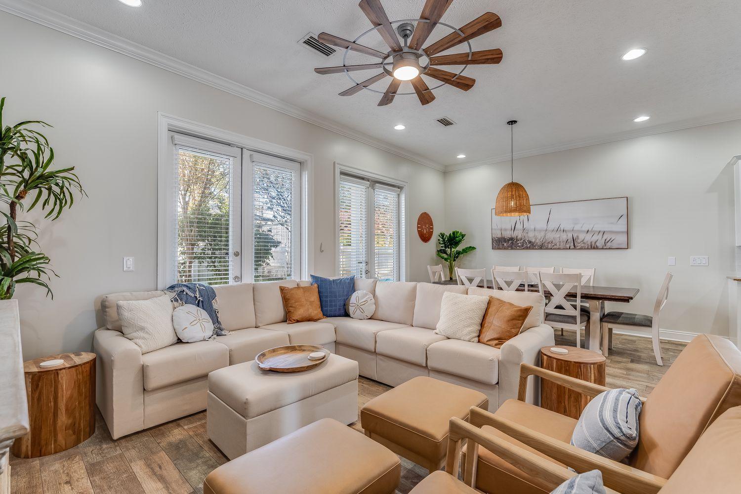Sand Dollar Holler-pool-close To Beach And Shops! Villa Panama City Beach