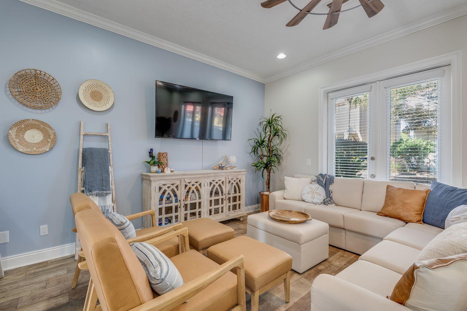 Sand Dollar Holler-pool-close To Beach And Shops! *