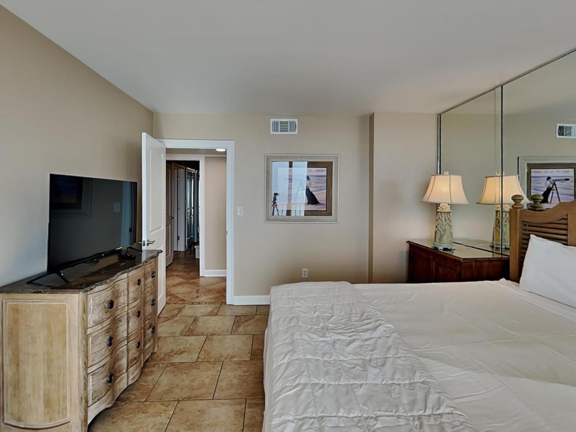 Apartment Edgewater Tower Ii 1001 Panama City Beach