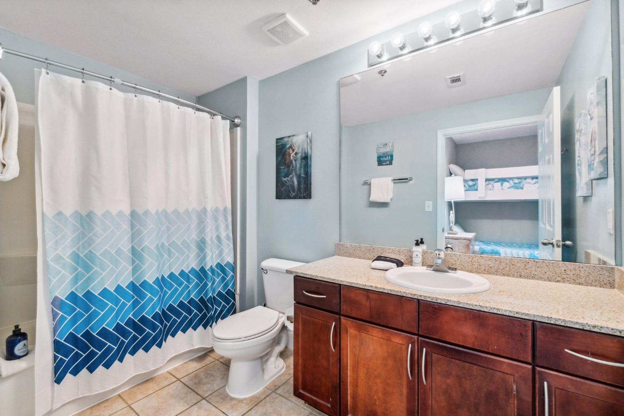 Laketown Wharf #317 By Nautical Holiday home *