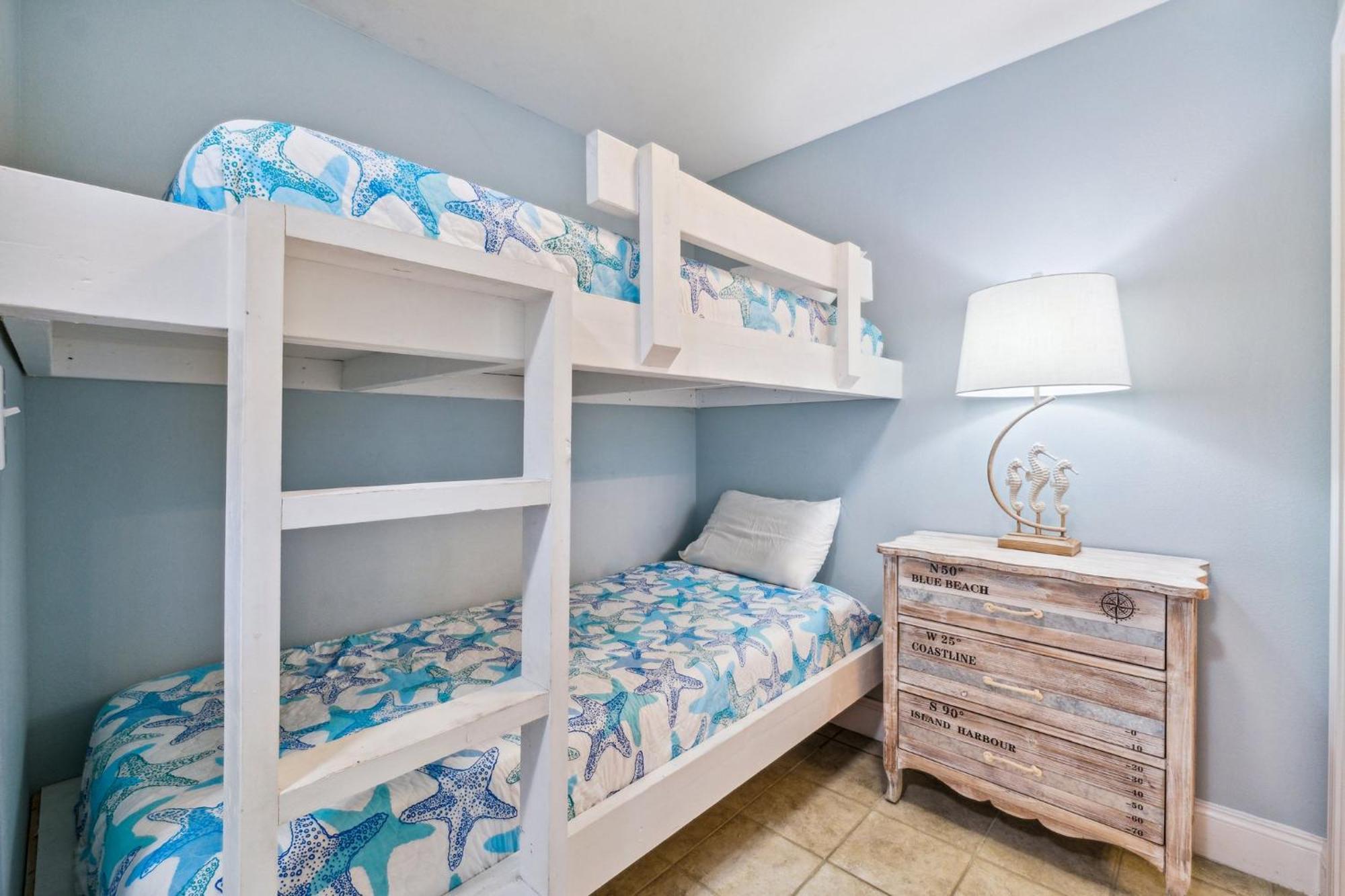 Laketown Wharf #317 By Nautical