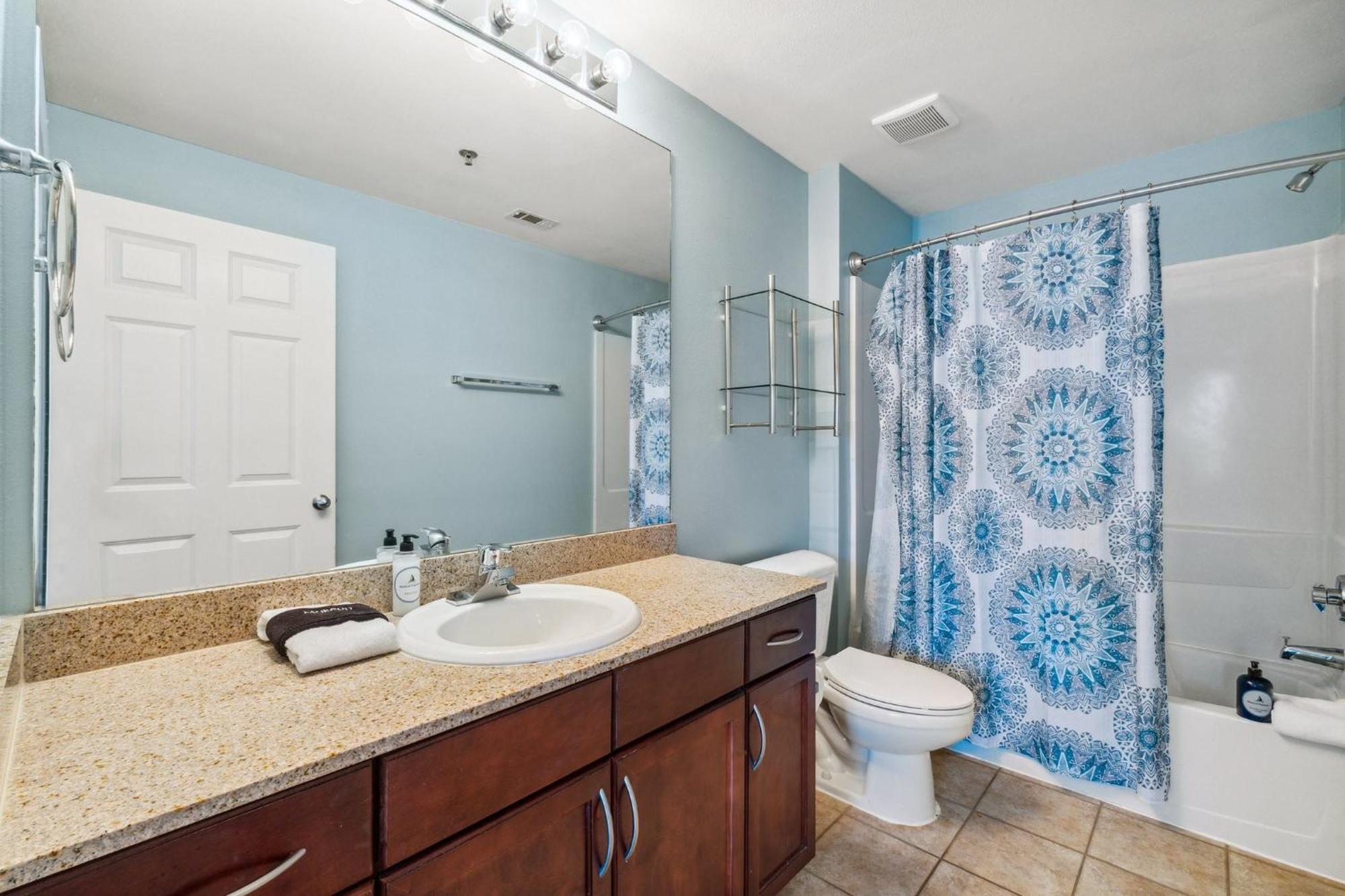 Laketown Wharf #317 By Nautical Holiday home