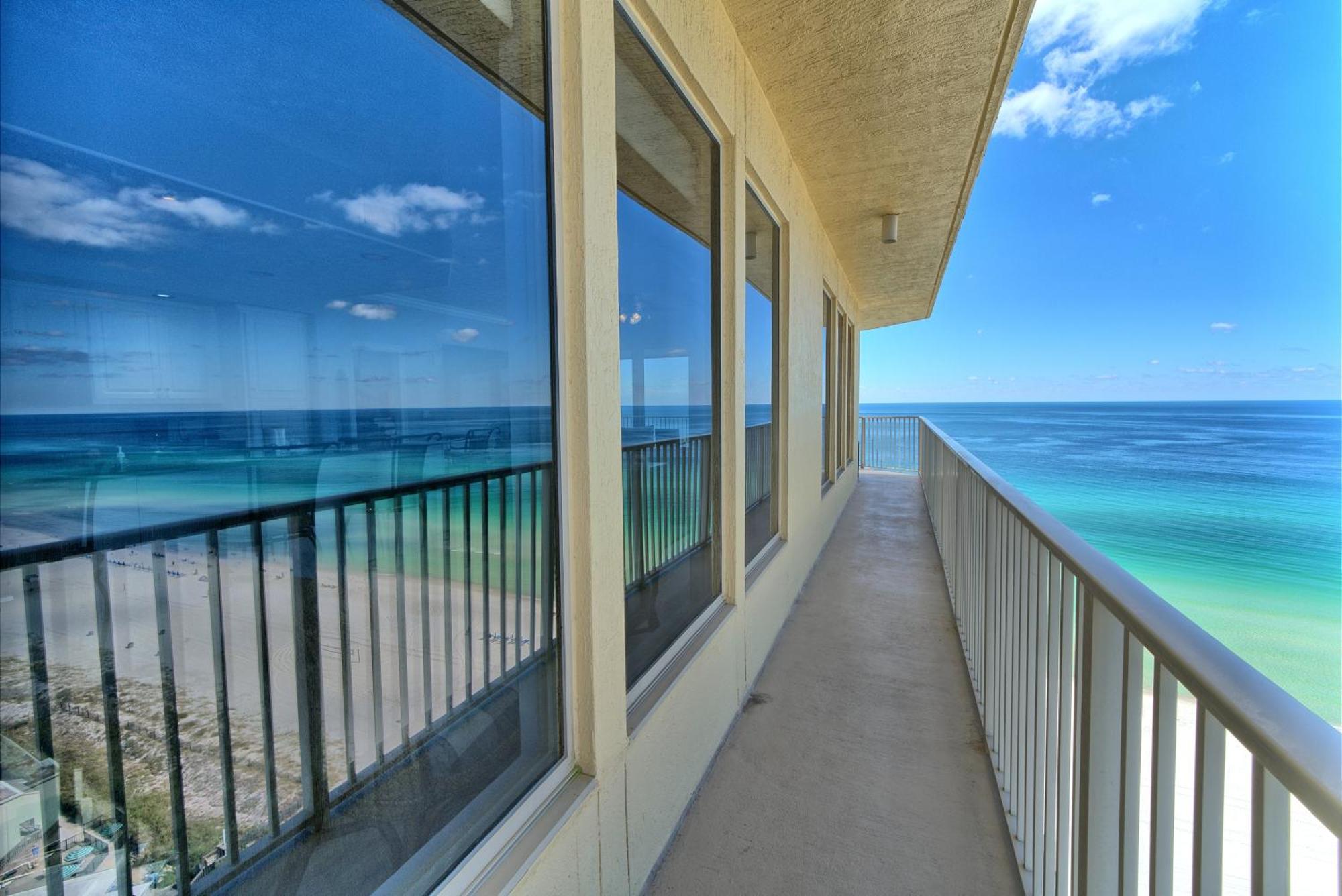 Spacious Tropical At 17th Floor With And Pool Access - Unit 1707 Panama City Beach