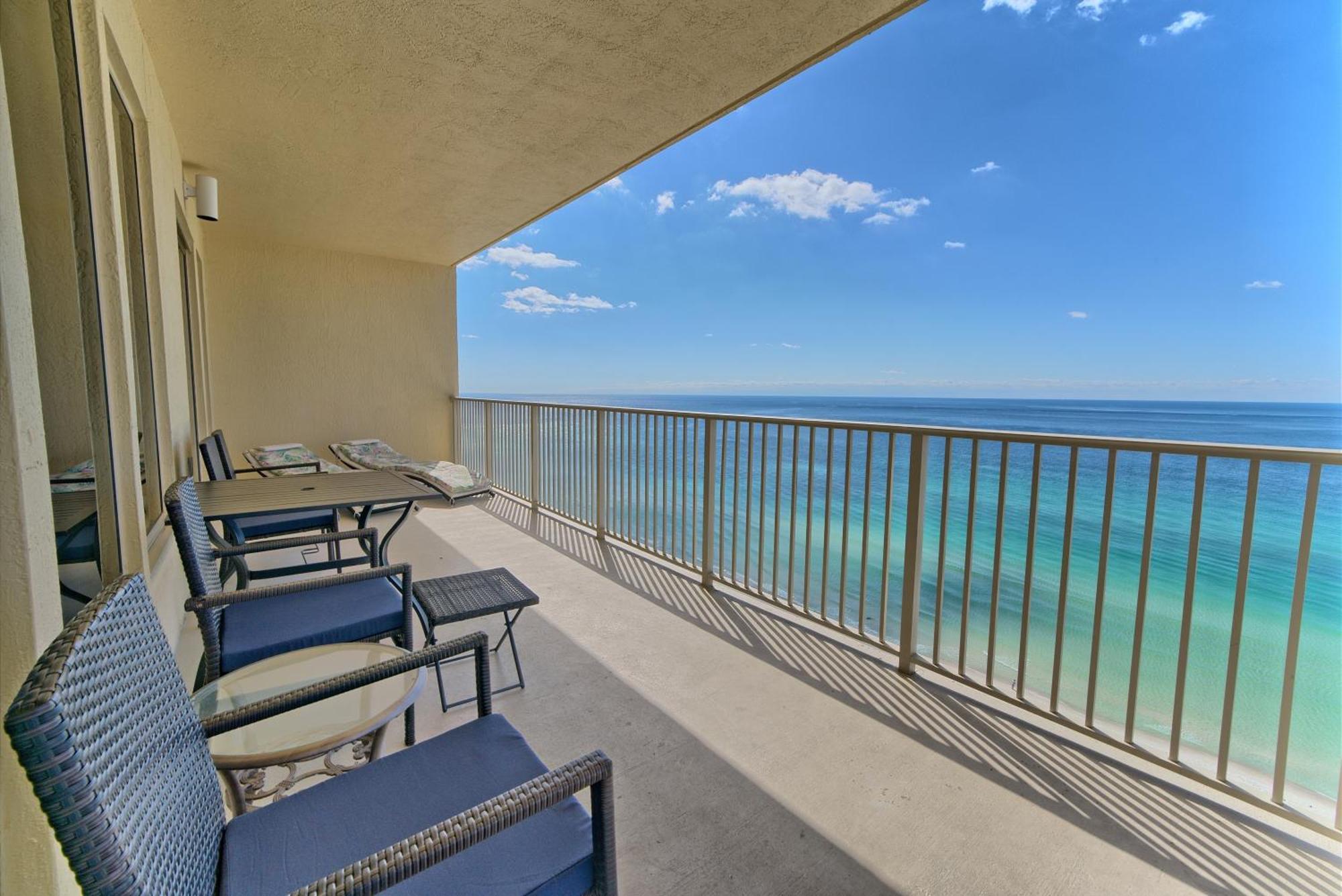 Apartment Spacious Tropical At 17th Floor With And Pool Access - Unit 1707 Panama City Beach