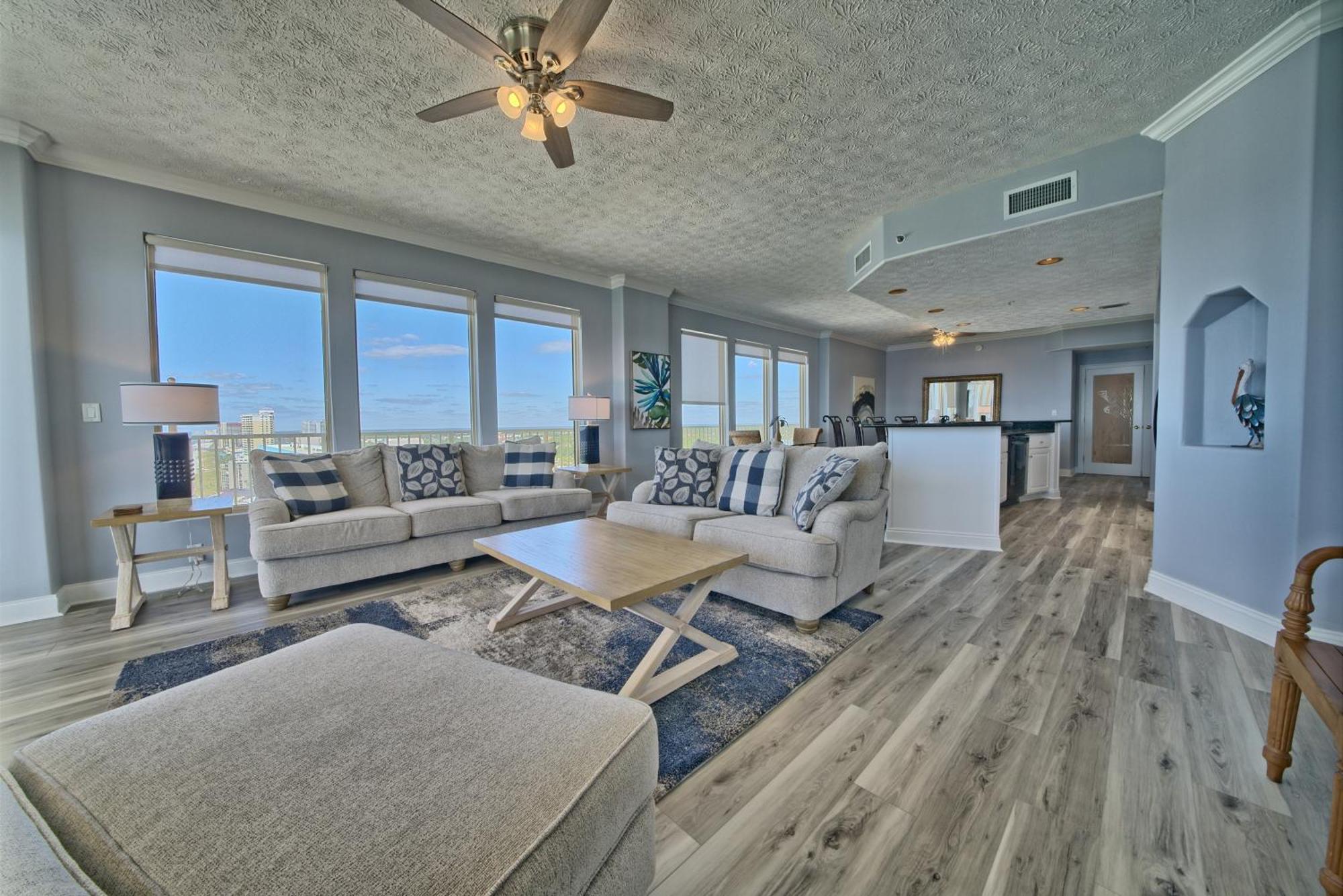 Spacious Tropical At 17th Floor With And Pool Access - Unit 1707 Apartment Panama City Beach
