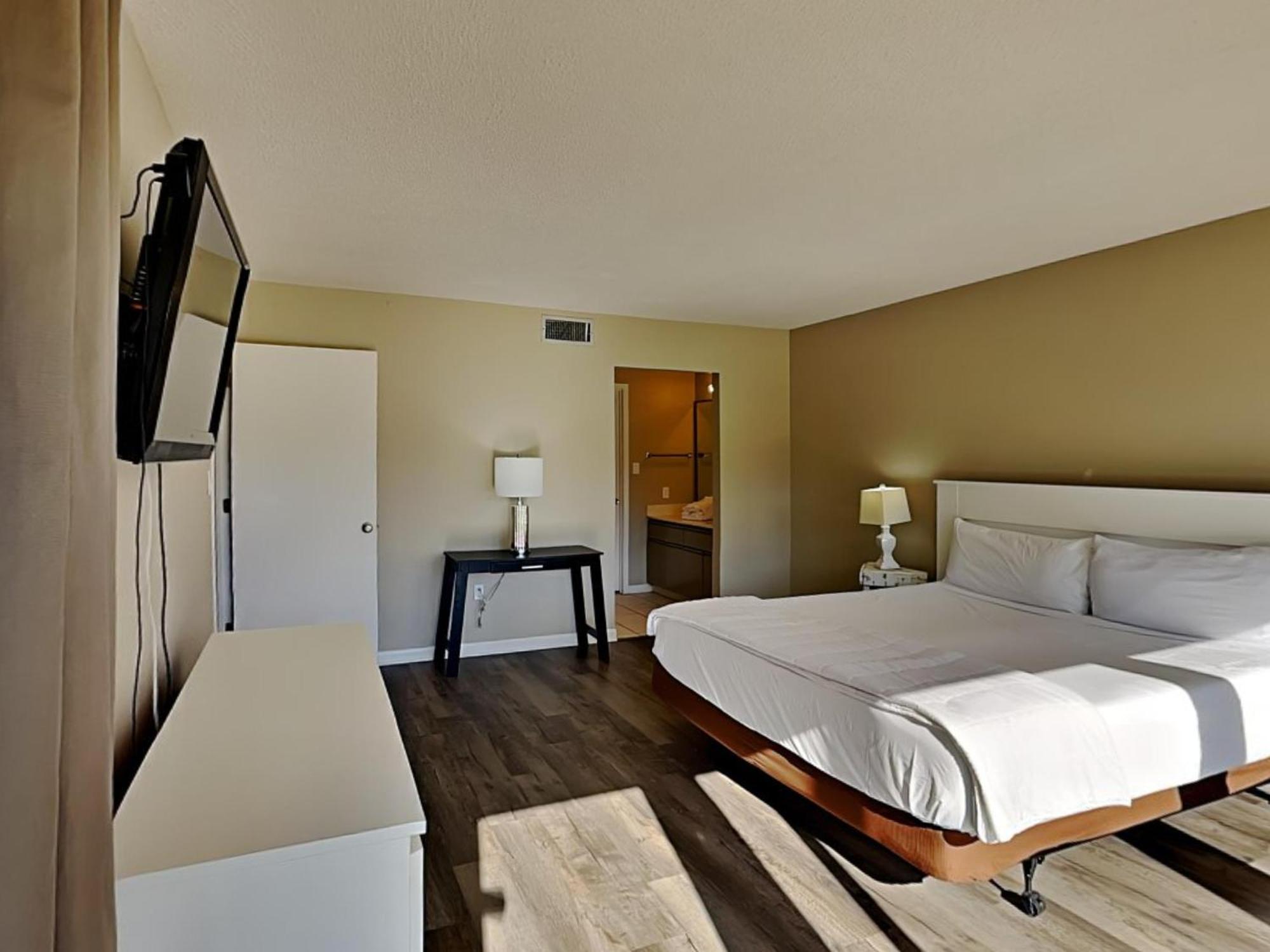 Apartment Edgewater 609 *