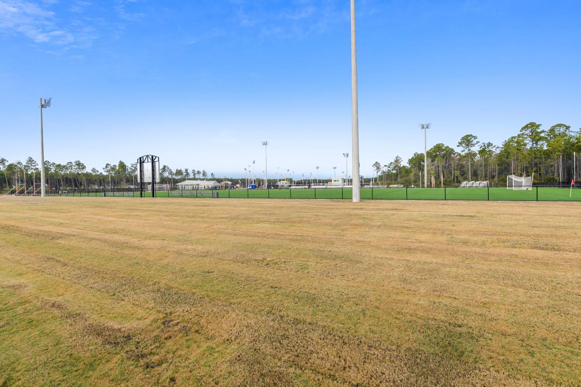 Edgewater #1004 By Book That Panama City Beach