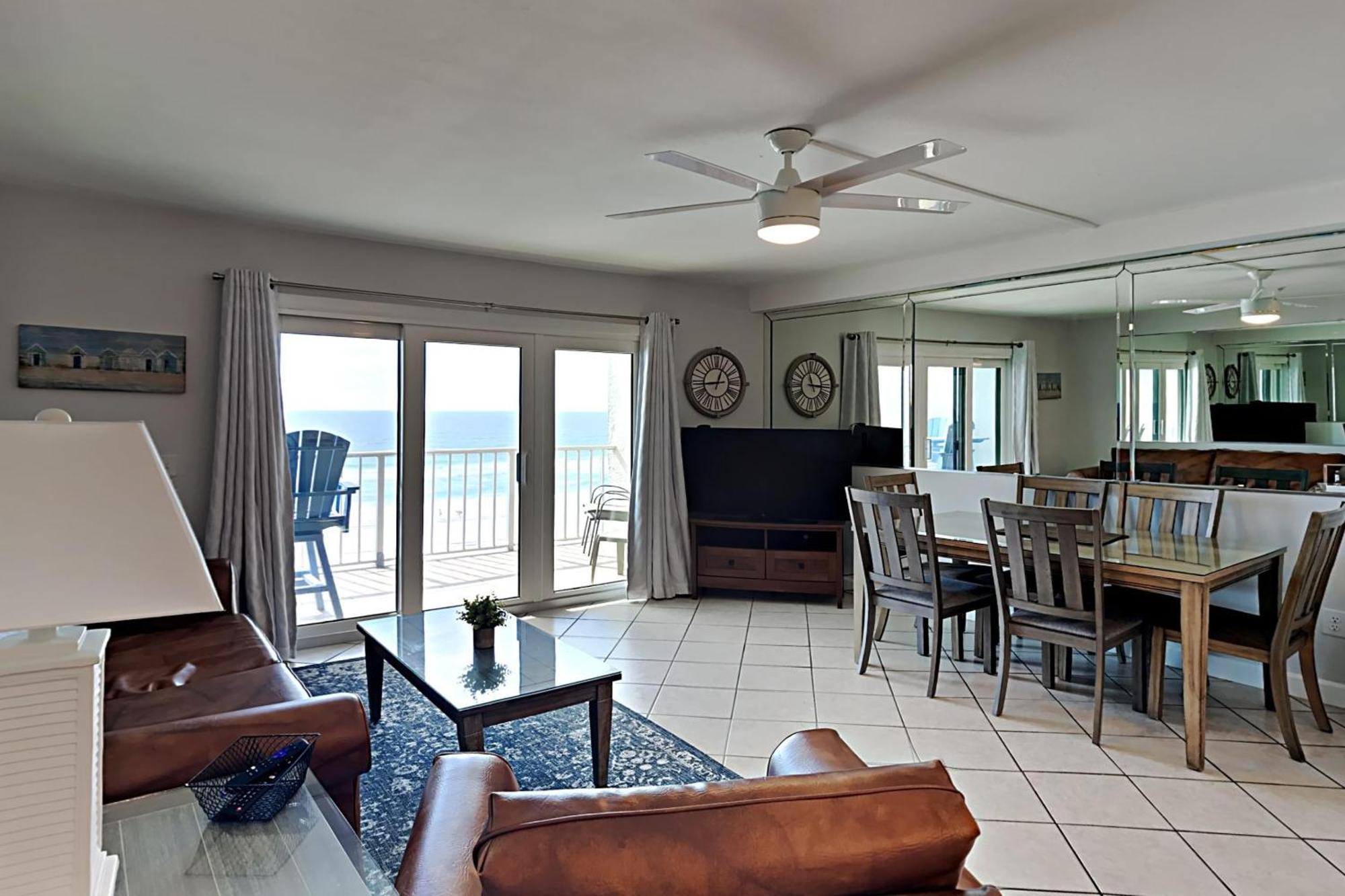 Apartment Summit 604