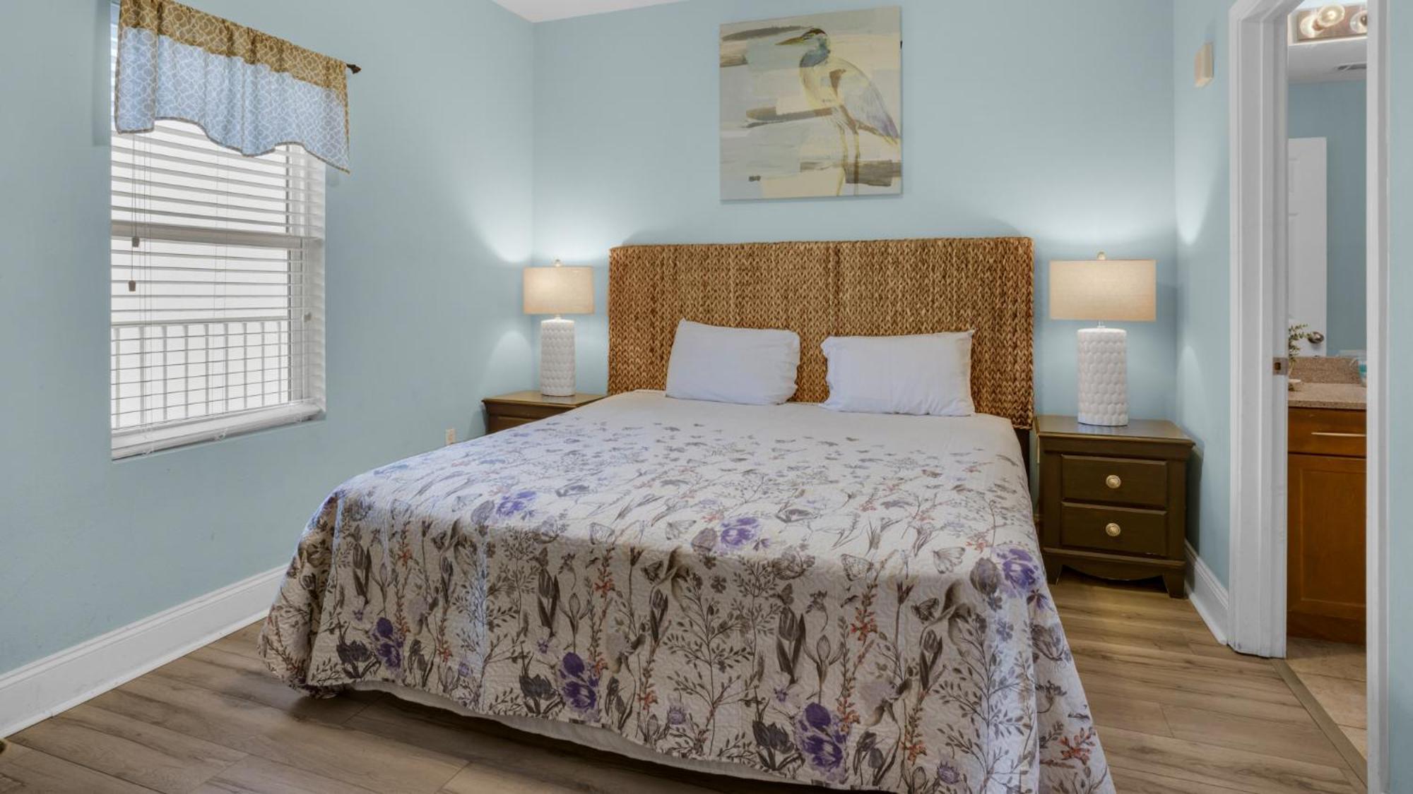 Laketown Wharf 1037 Holiday home *