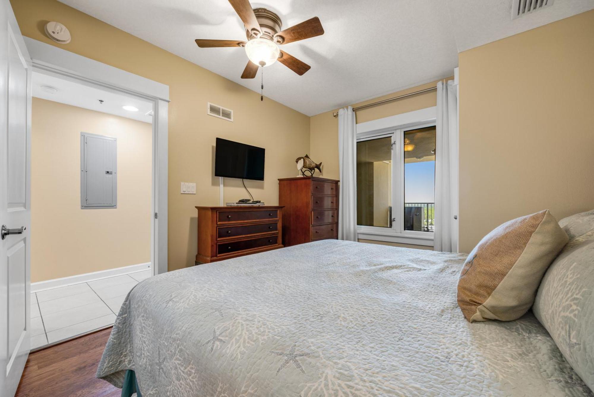 1 Bd Grand Panama 2-1002 ! Outstanding Views And Amenities! Holiday home Panama City Beach