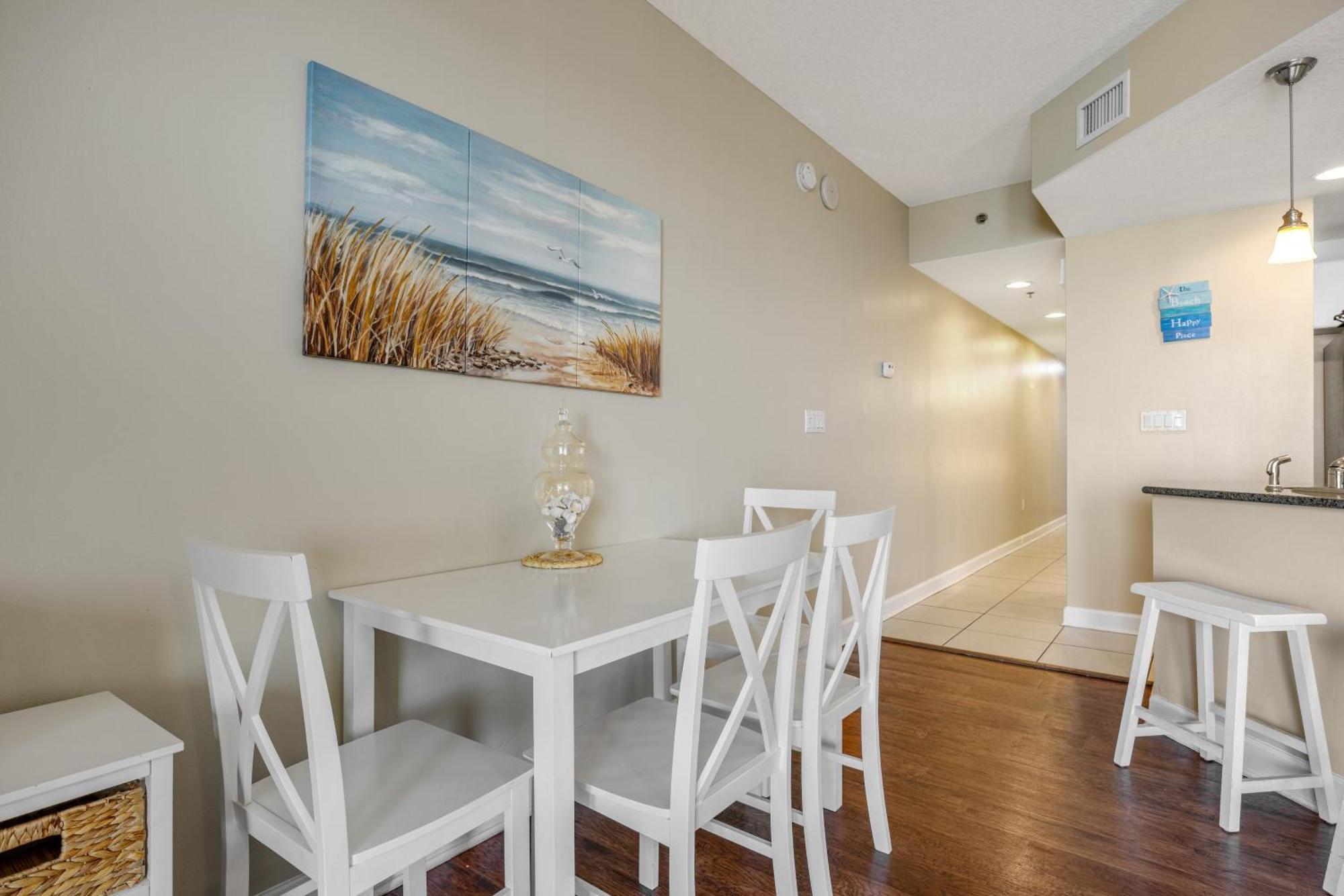 1 Bd Grand Panama 2-1002 ! Outstanding Views And Amenities!