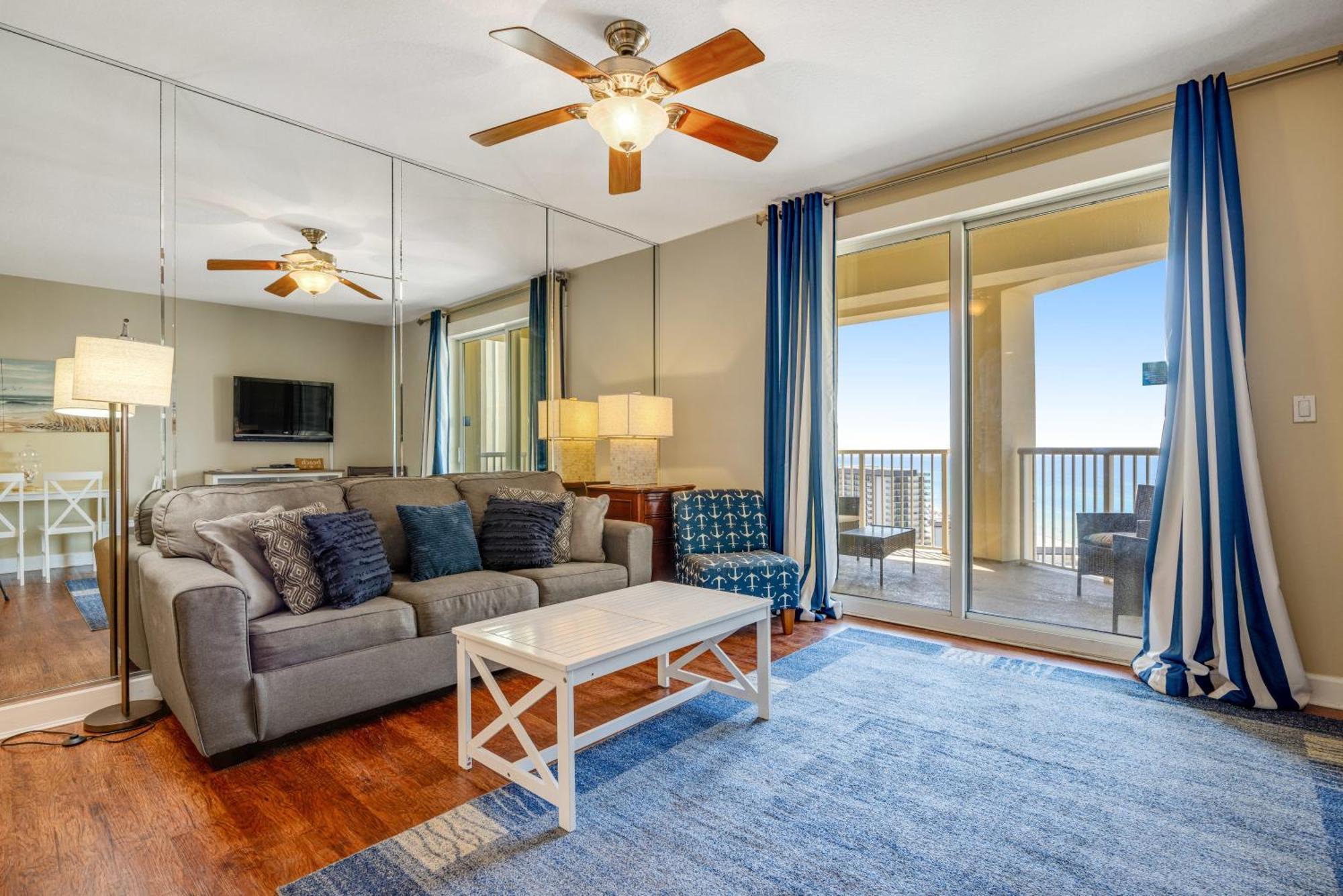 1 Bd Grand Panama 2-1002 ! Outstanding Views And Amenities!