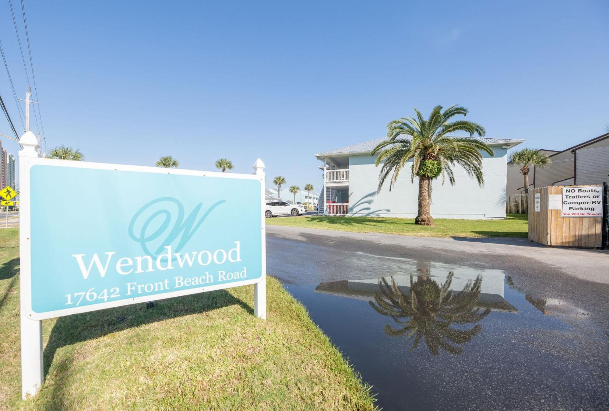 Pcb Pearl West Ii Apartment