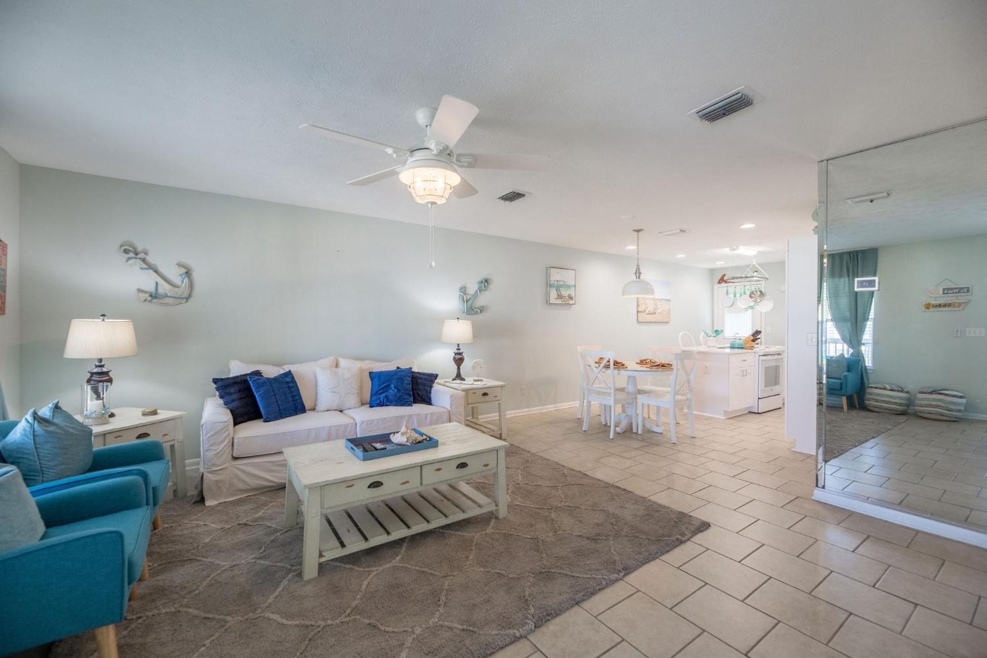 Pcb Pearl West Ii Apartment