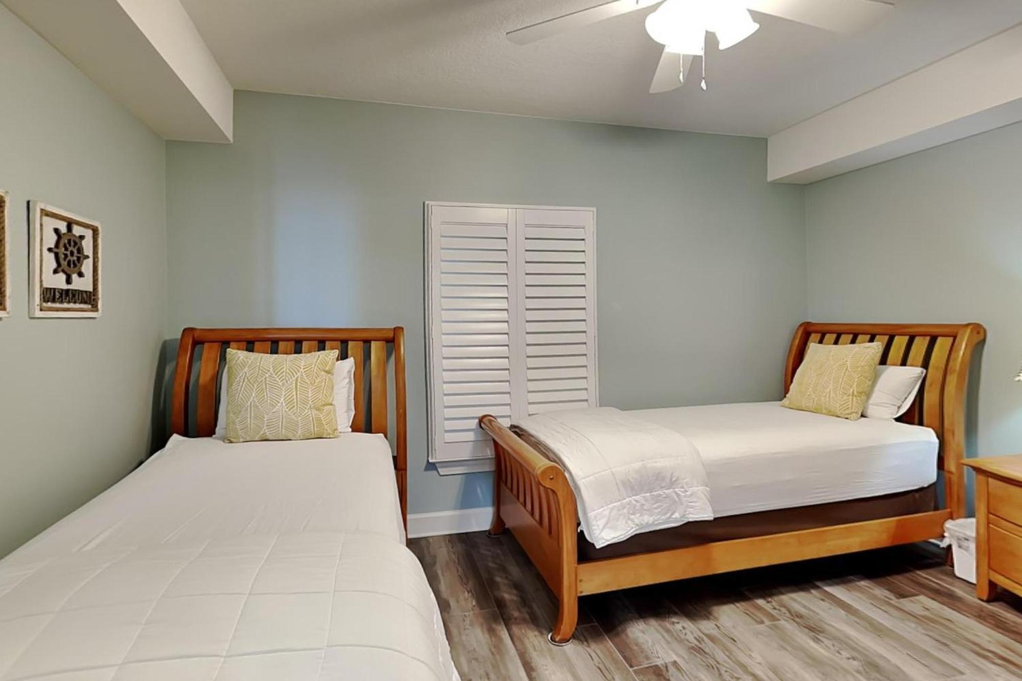 Emerald Isle Panama 2208 Apartment *