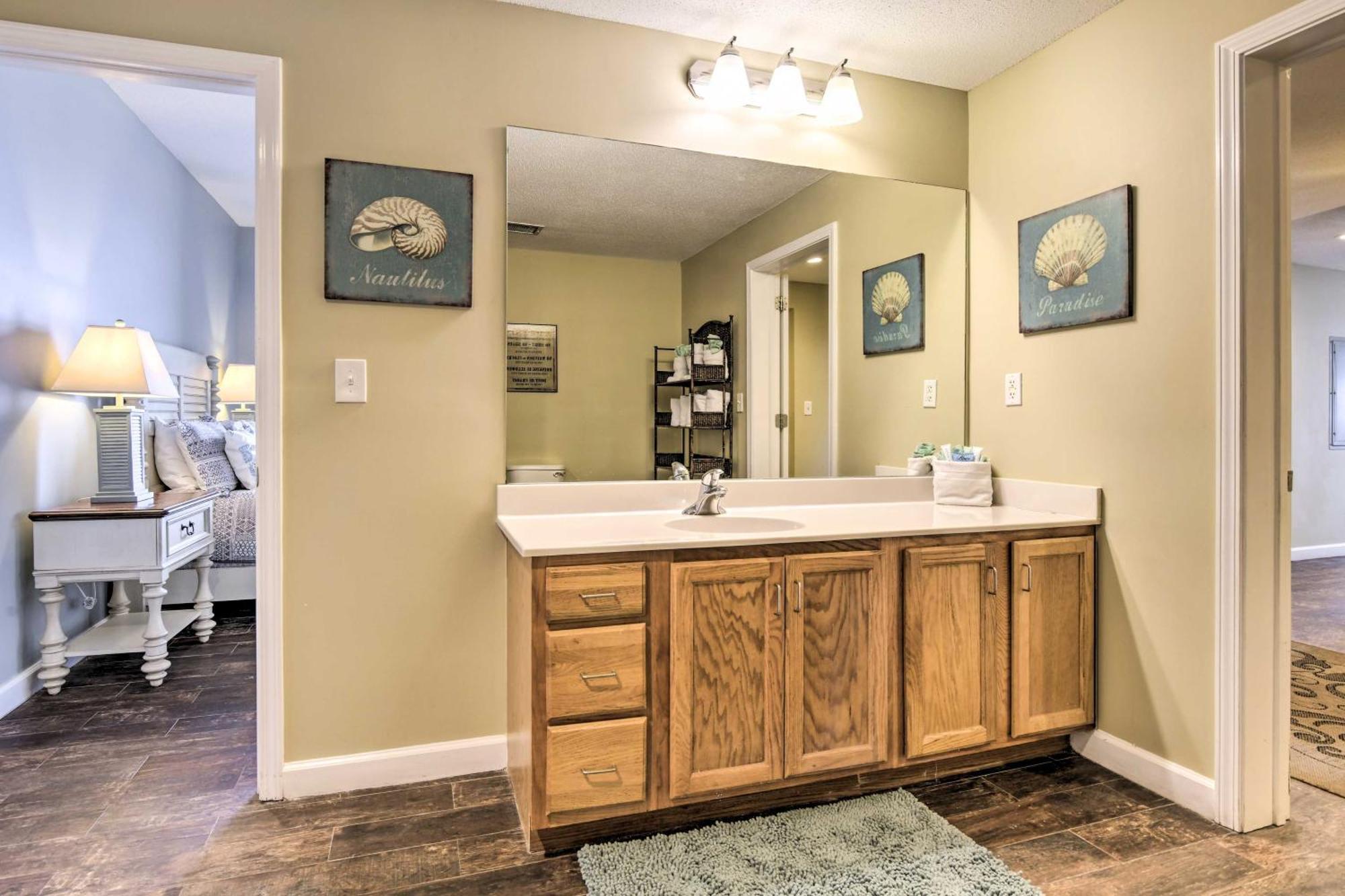 Oceanfront Pcb With Gulf Views And Pool Access! Apartment Panama City Beach
