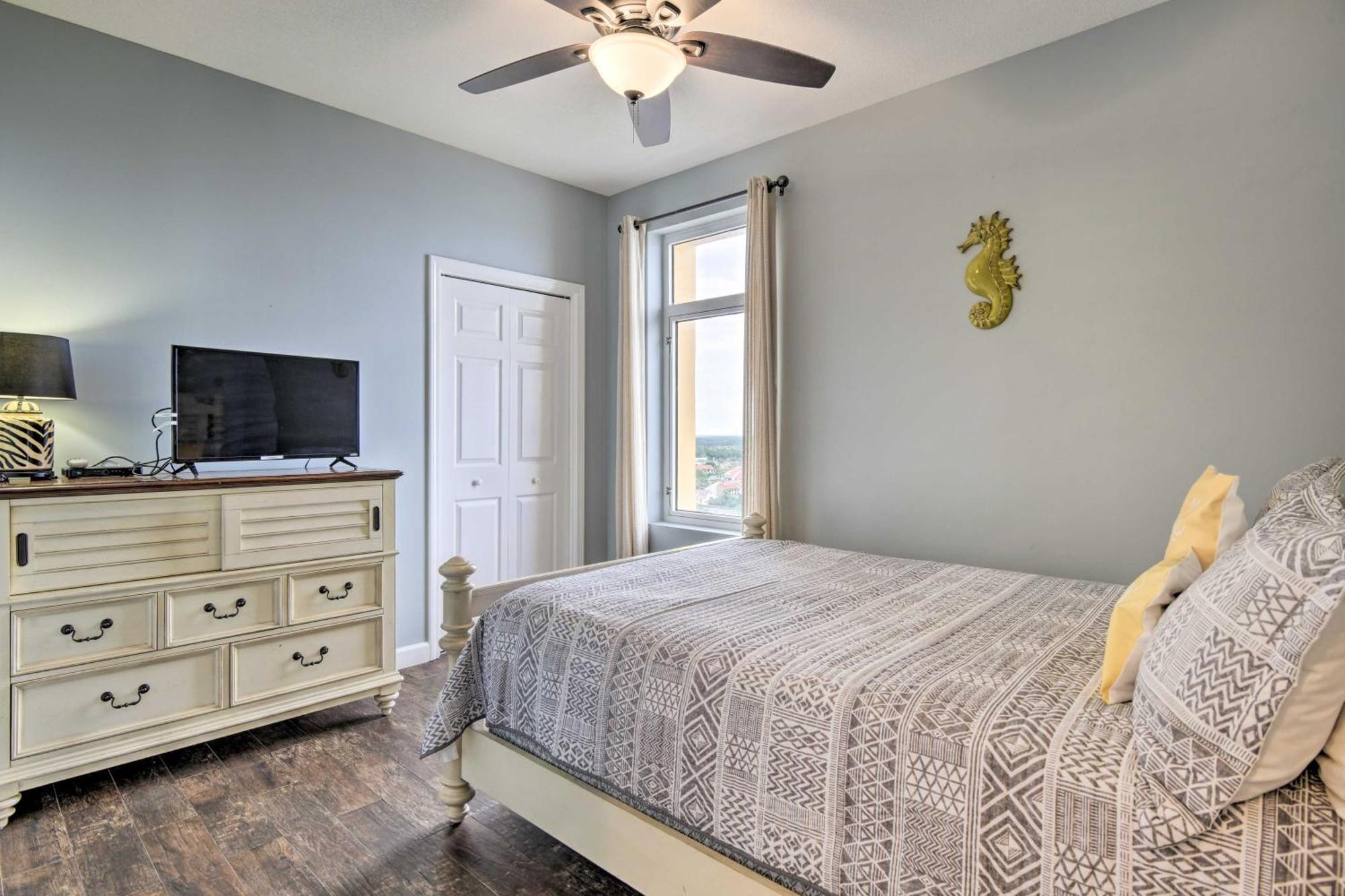 Oceanfront Pcb With Gulf Views And Pool Access! Apartment