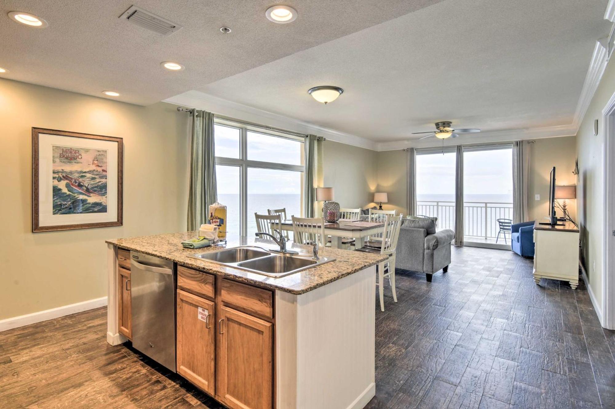 Oceanfront Pcb With Gulf Views And Pool Access! Panama City Beach