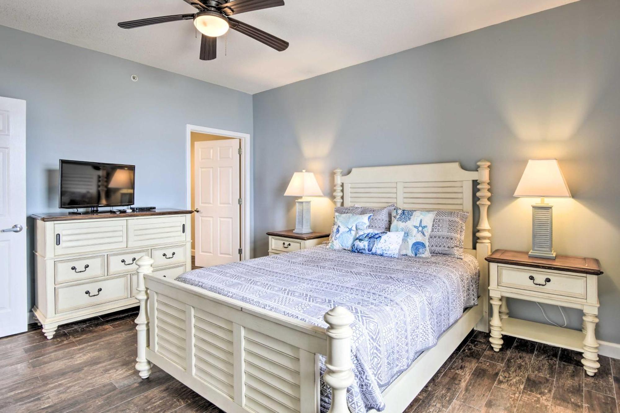 Apartment Oceanfront Pcb With Gulf Views And Pool Access! Panama City Beach